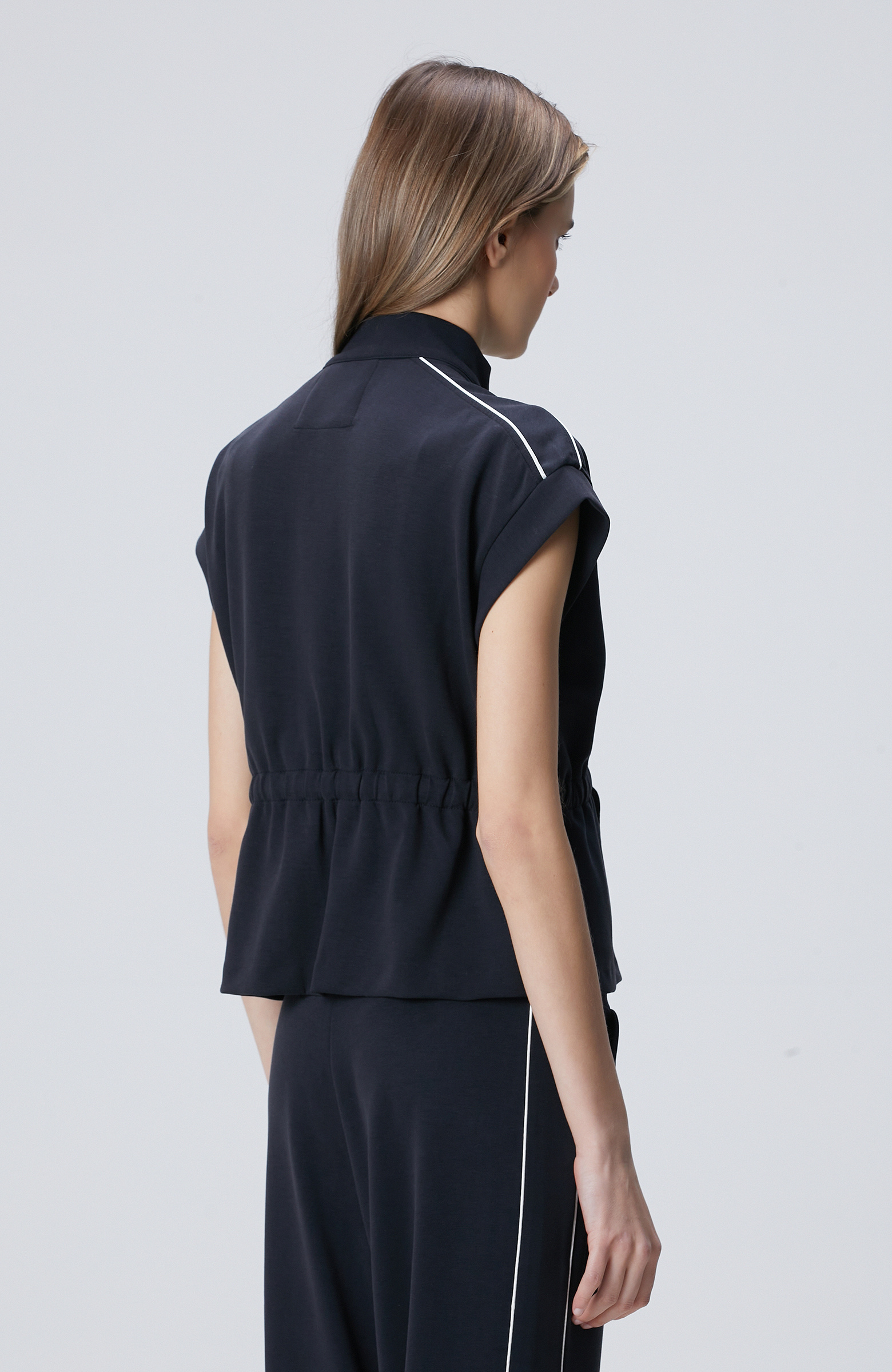 Siyah Modal Karışımlı Biye Detaylı Ceket