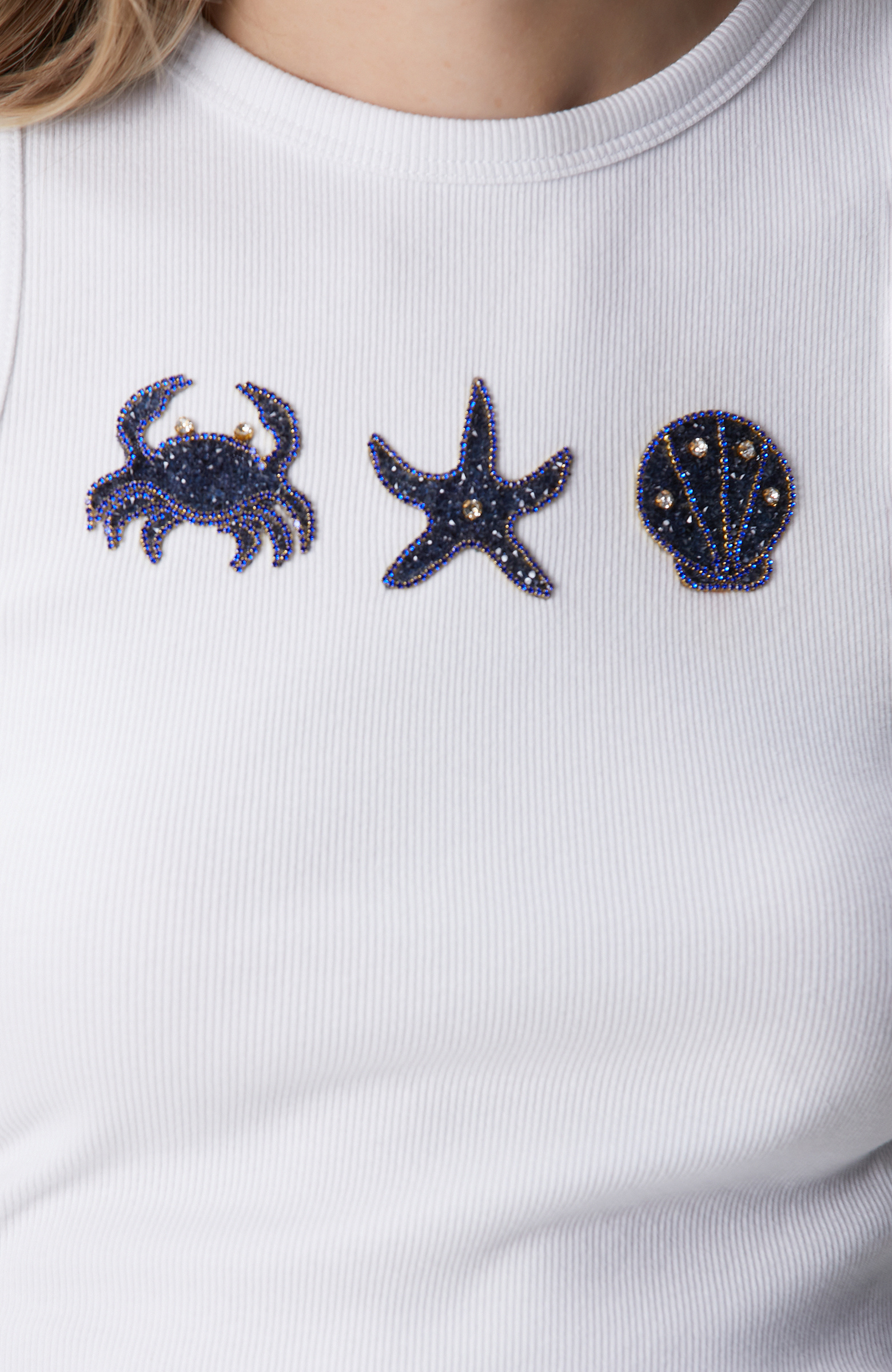 Beyaz Aksesuar Detaylı Örme Atlet