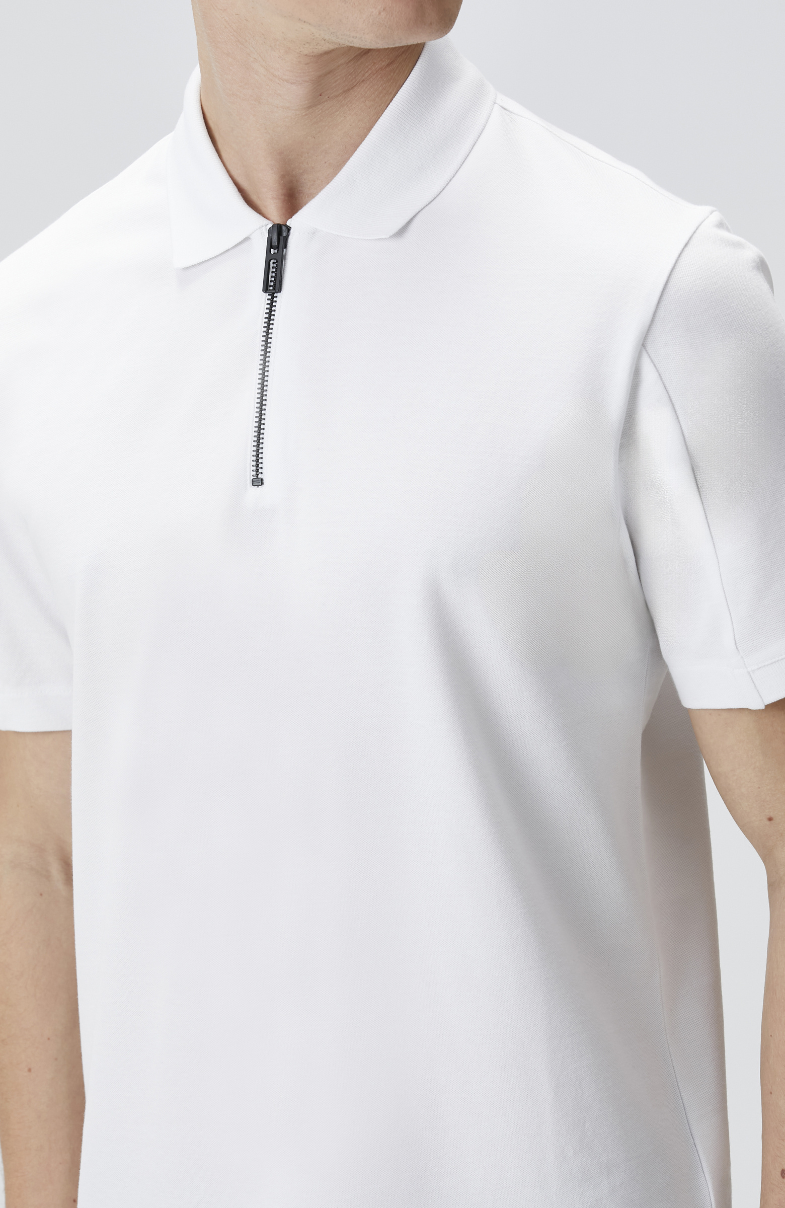 Siyah Polo Yaka Enjeksiyon Baskılı T-shirt