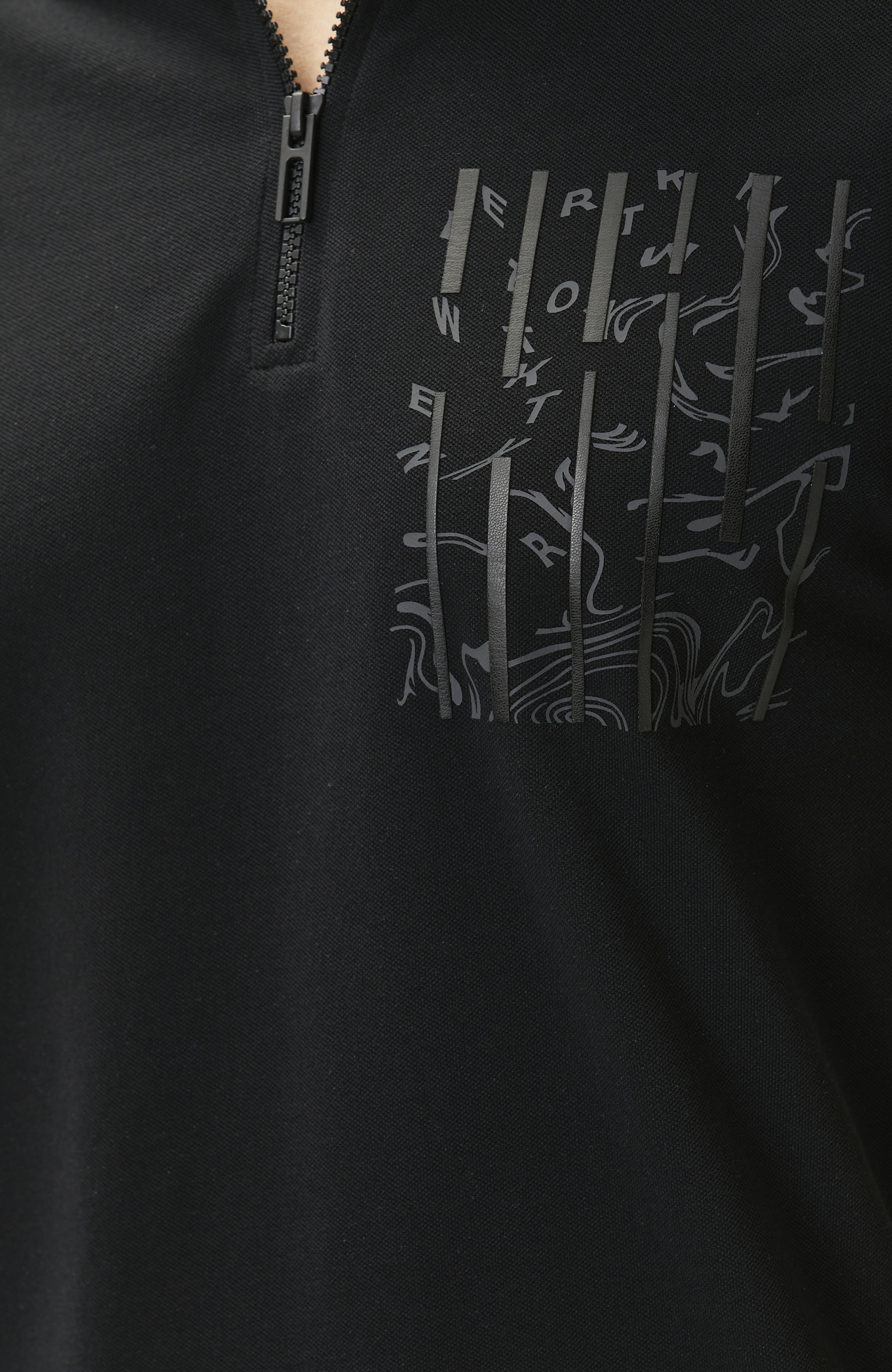 Siyah Süs Cep Baskı Detaylı Pike T-shirt