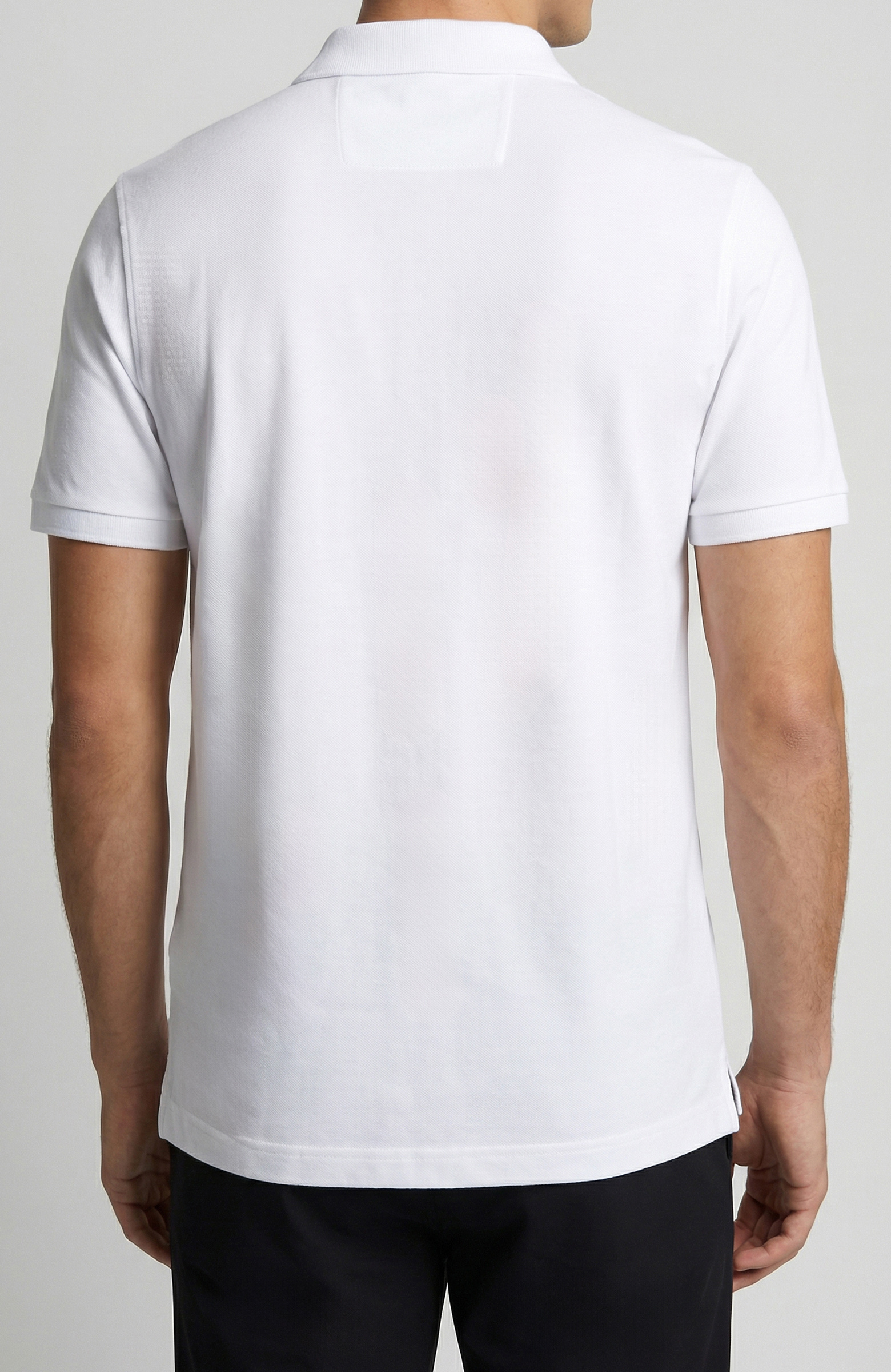 Beyaz Süs Cep Baskı Detaylı Pike T-shirt