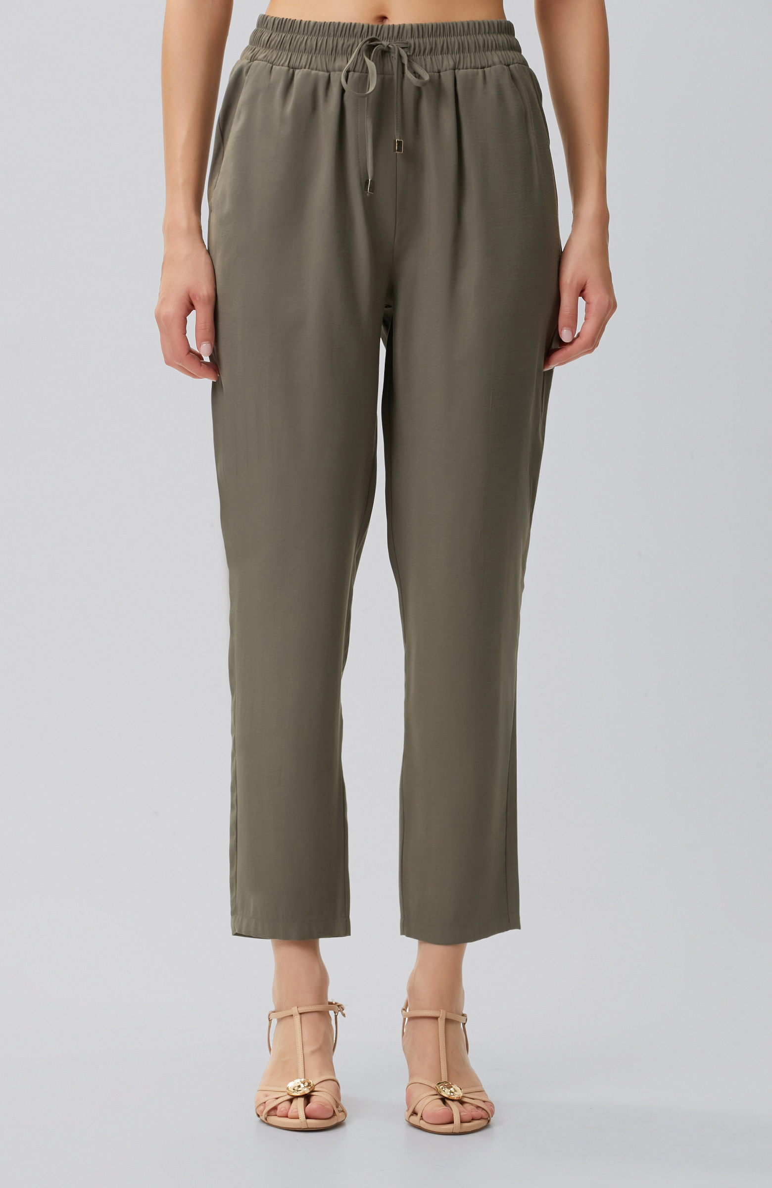 Haki Diyagonal Desenli Basic Pantolon