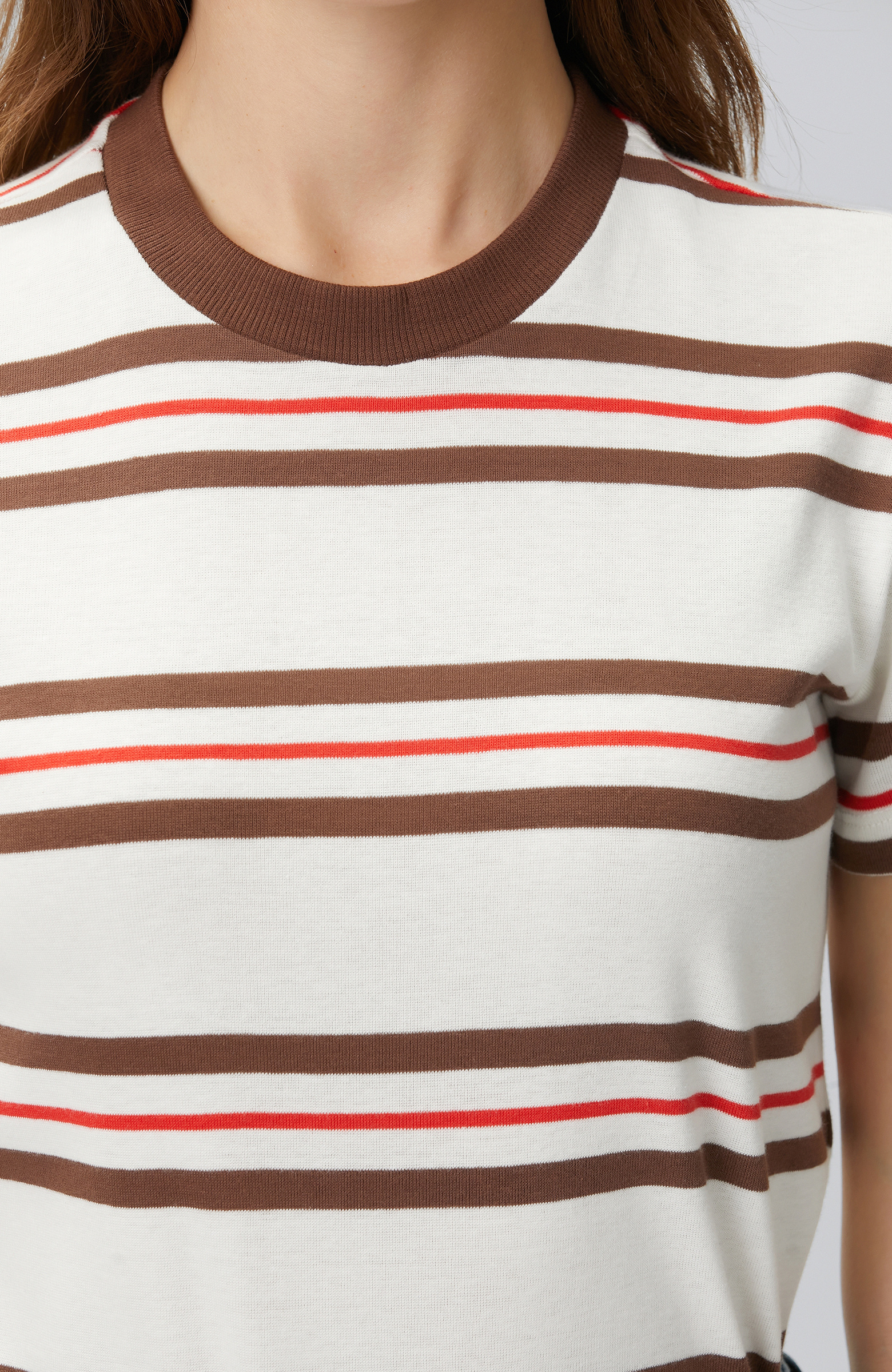 Çok Renkli Çizgili T-shirt