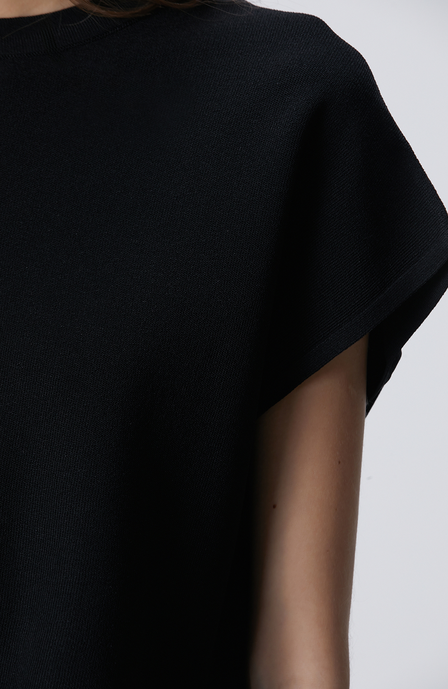 Siyah Bisiklet Yaka Kısa Kol Kazak