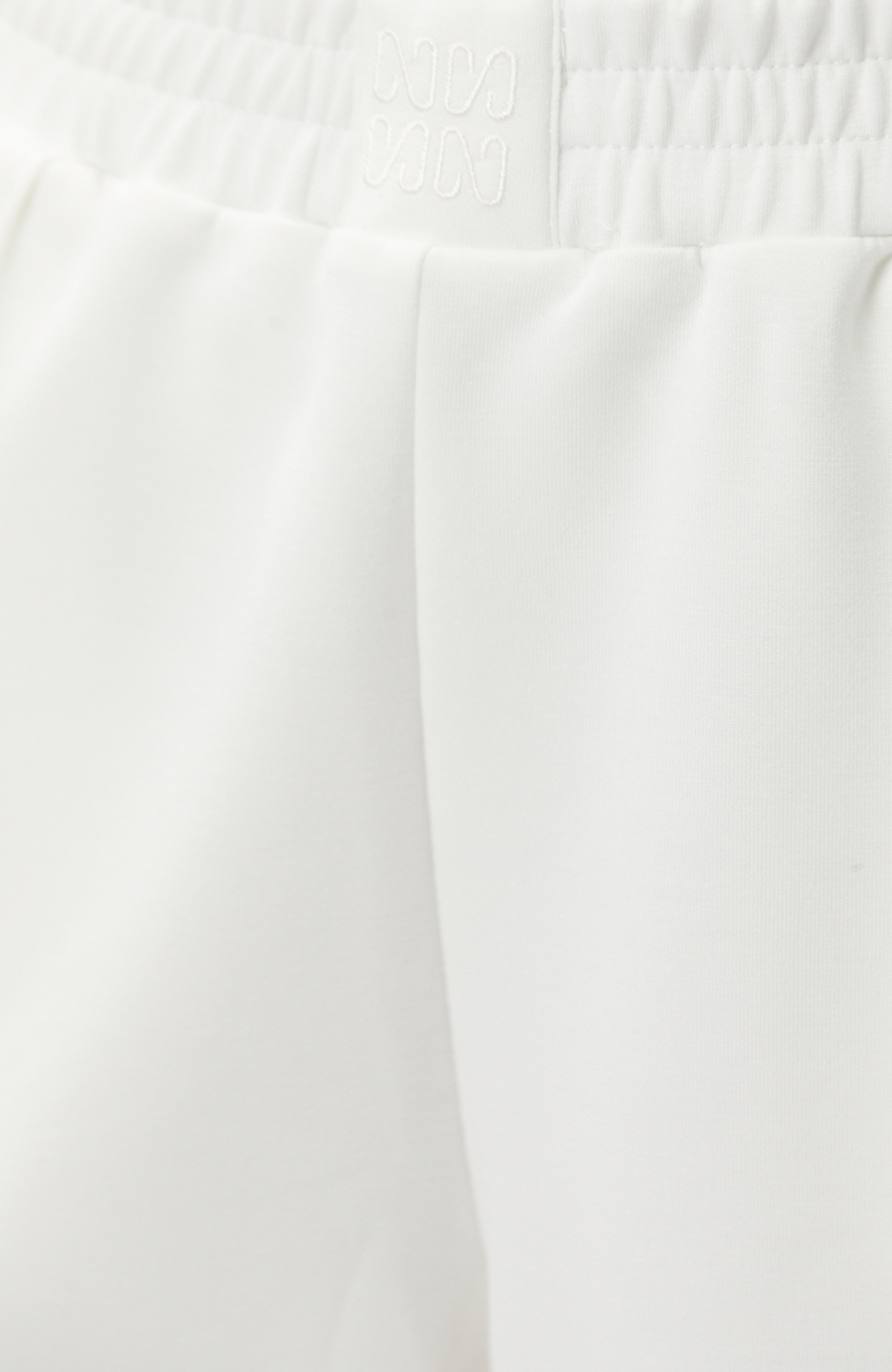 Off White Ribbed Detailed Knitted Shorts