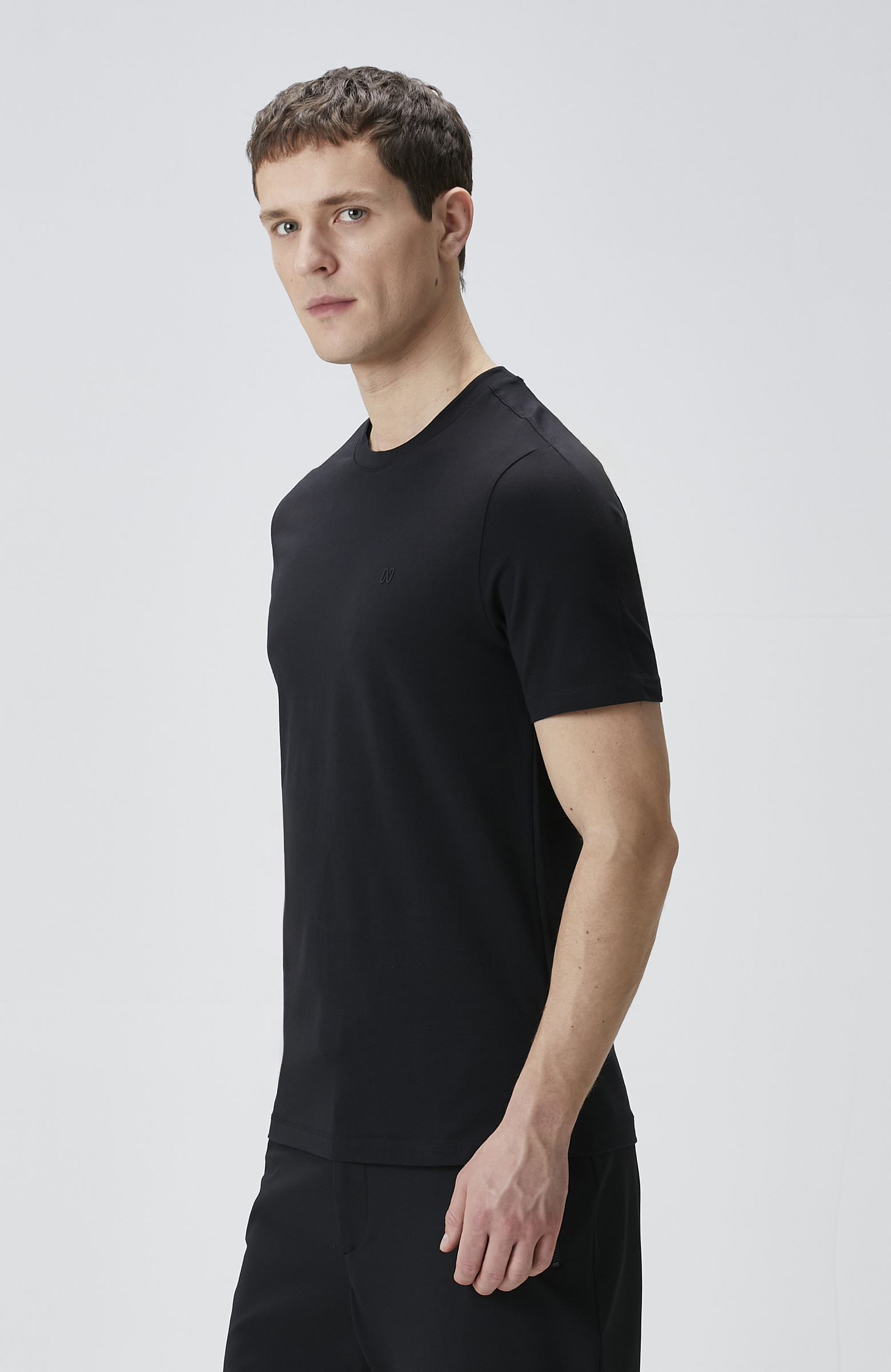 Siyah Kısa Kol Basic T-shirt
