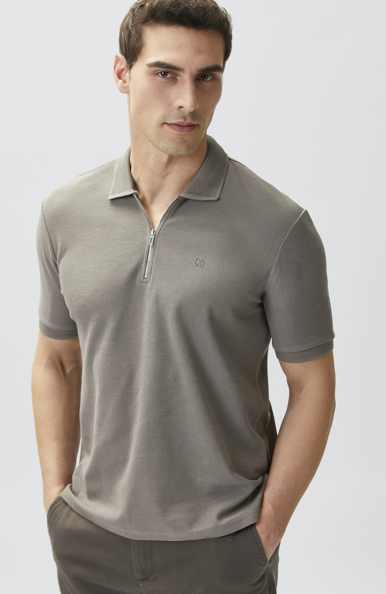 Vizon Fermuarlı Polo Yaka Jakarlı T-shirt