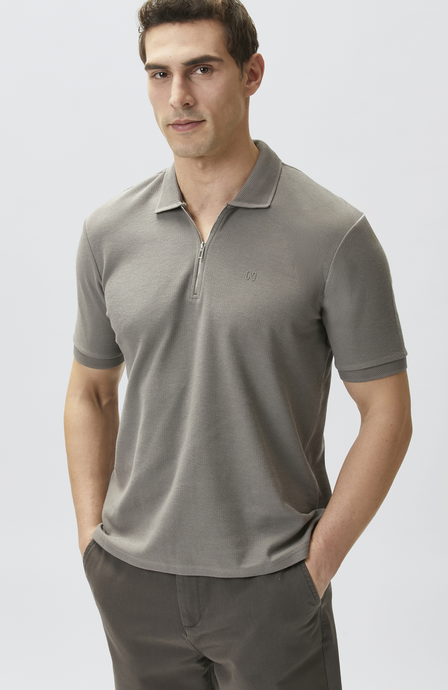 Vizon Fermuarlı Polo Yaka Jakarlı T-shirt