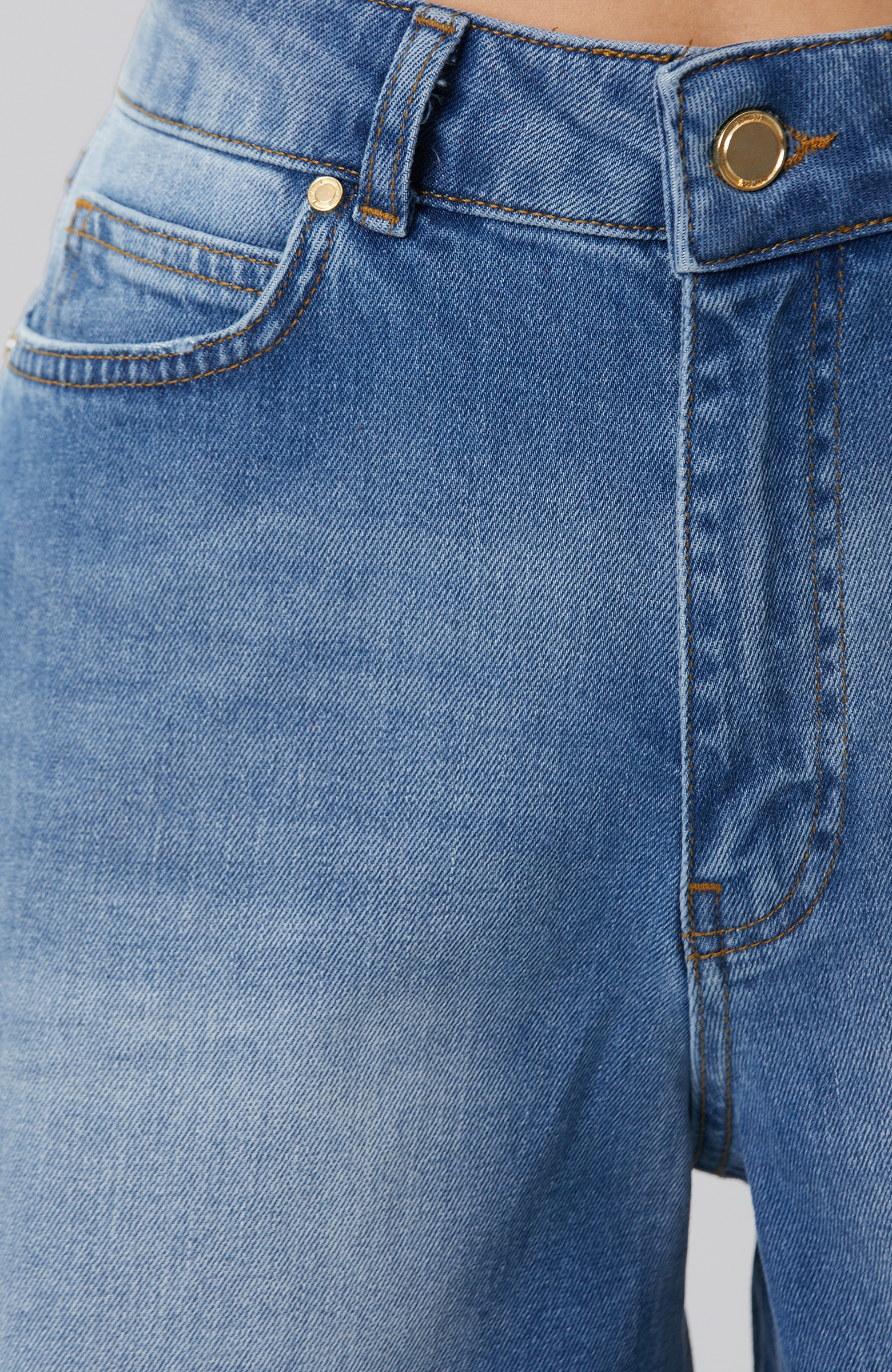 Açık Mavi 5 Cep Kısa Denim Şort