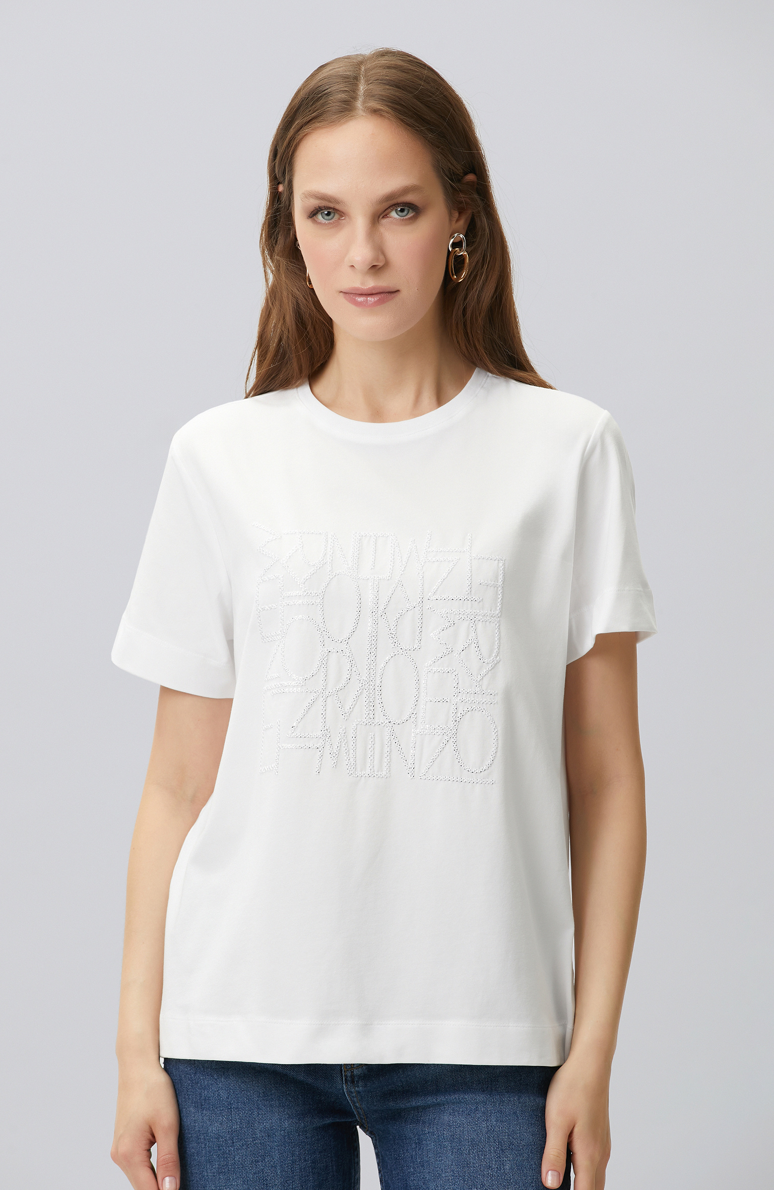 White Embroidery Detailed T-shirt