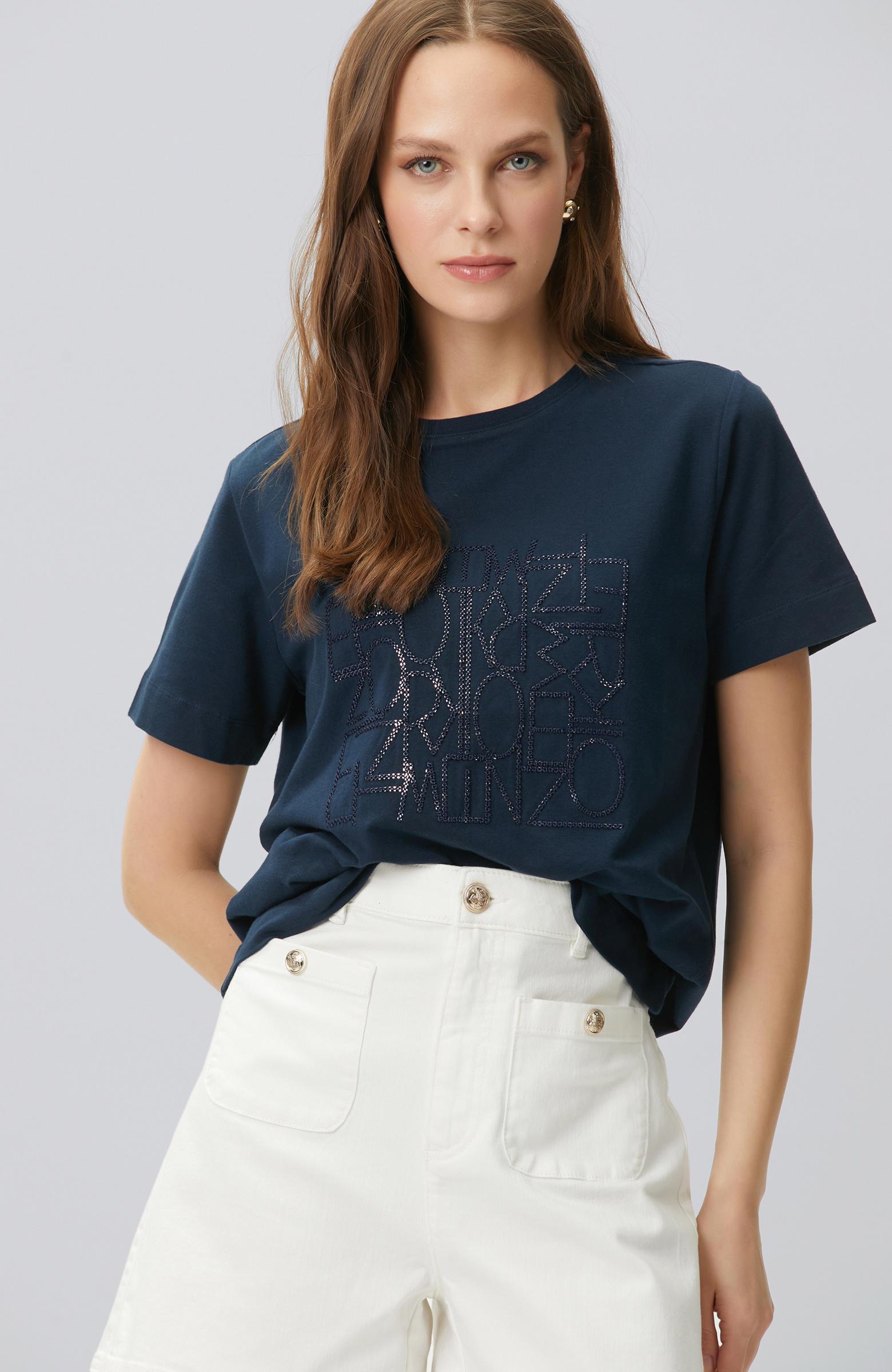 Lacivert Nakış Detaylı T-shirt