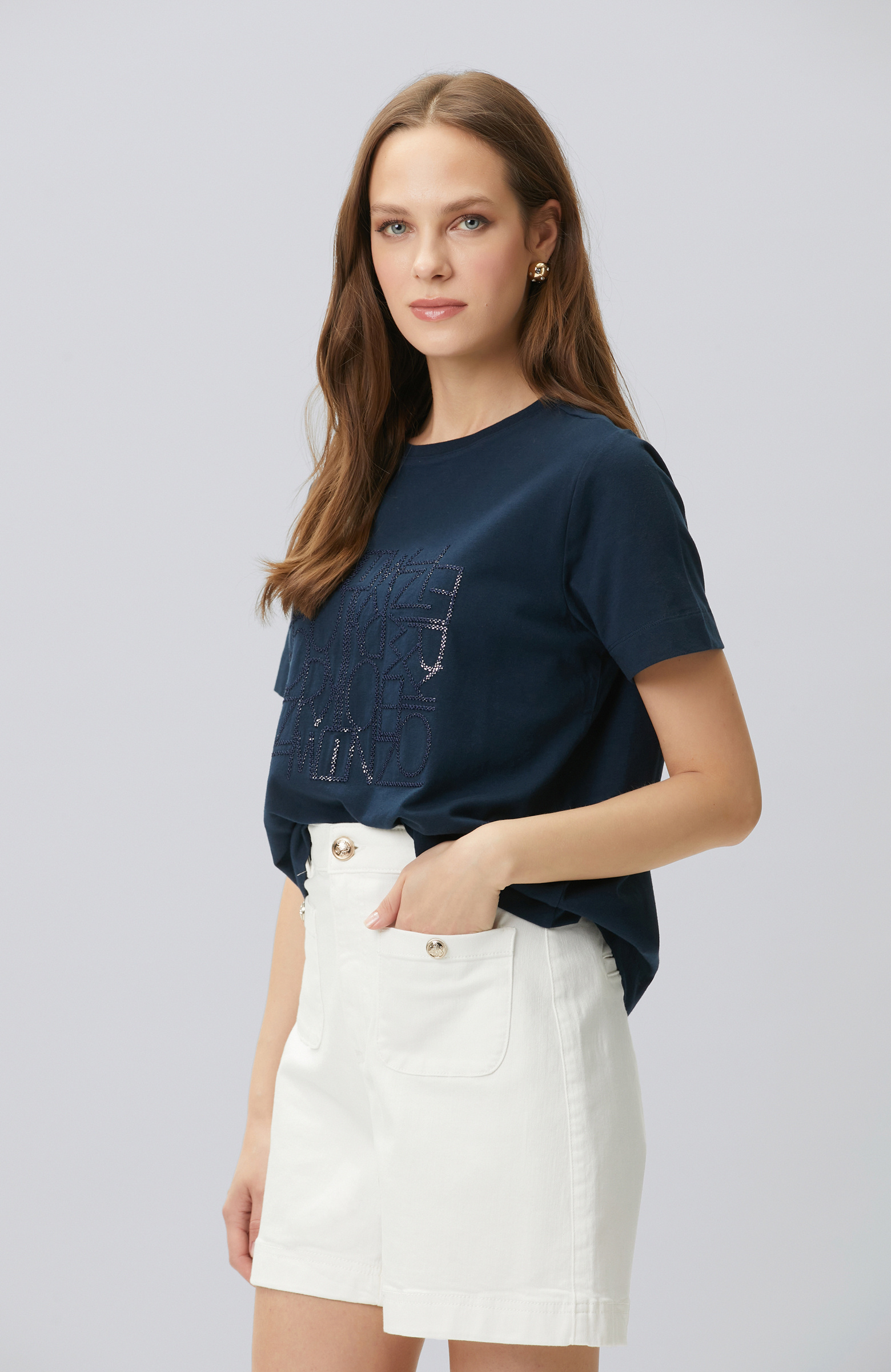 Lacivert Nakış Detaylı T-shirt