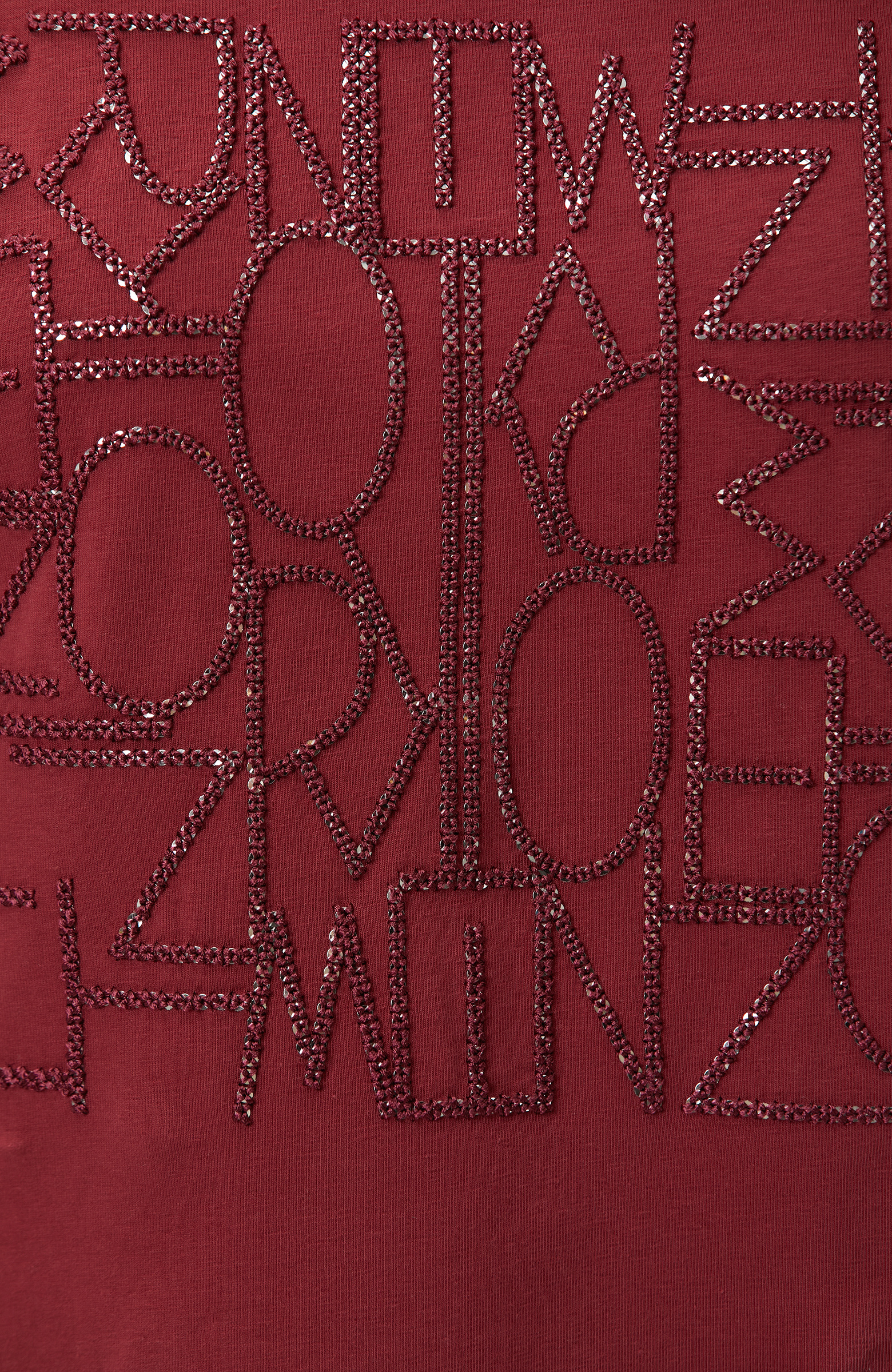 Vişne Nakış Detaylı T-shirt