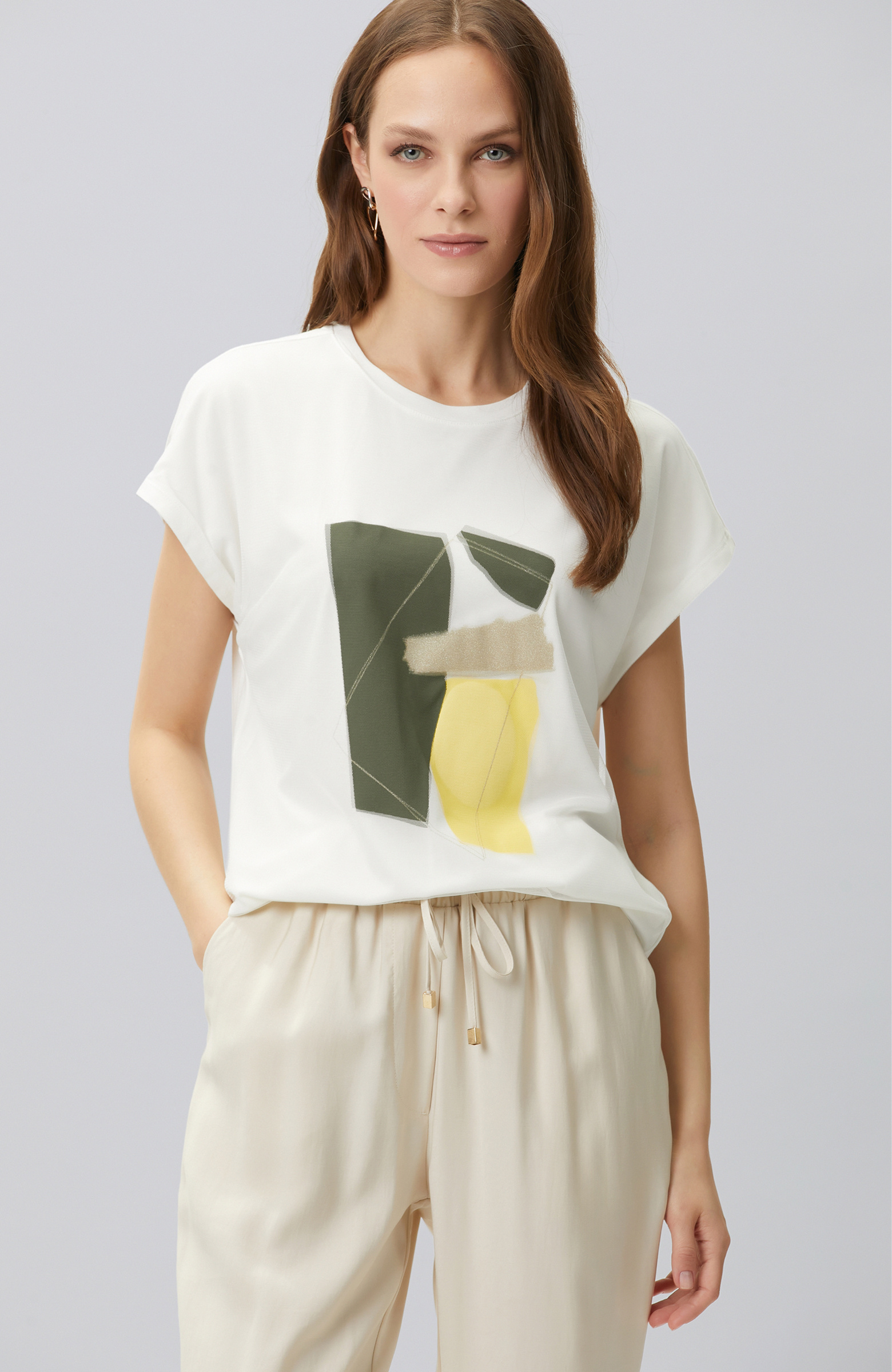 Off White Tulle Garnish Printed T-shirt