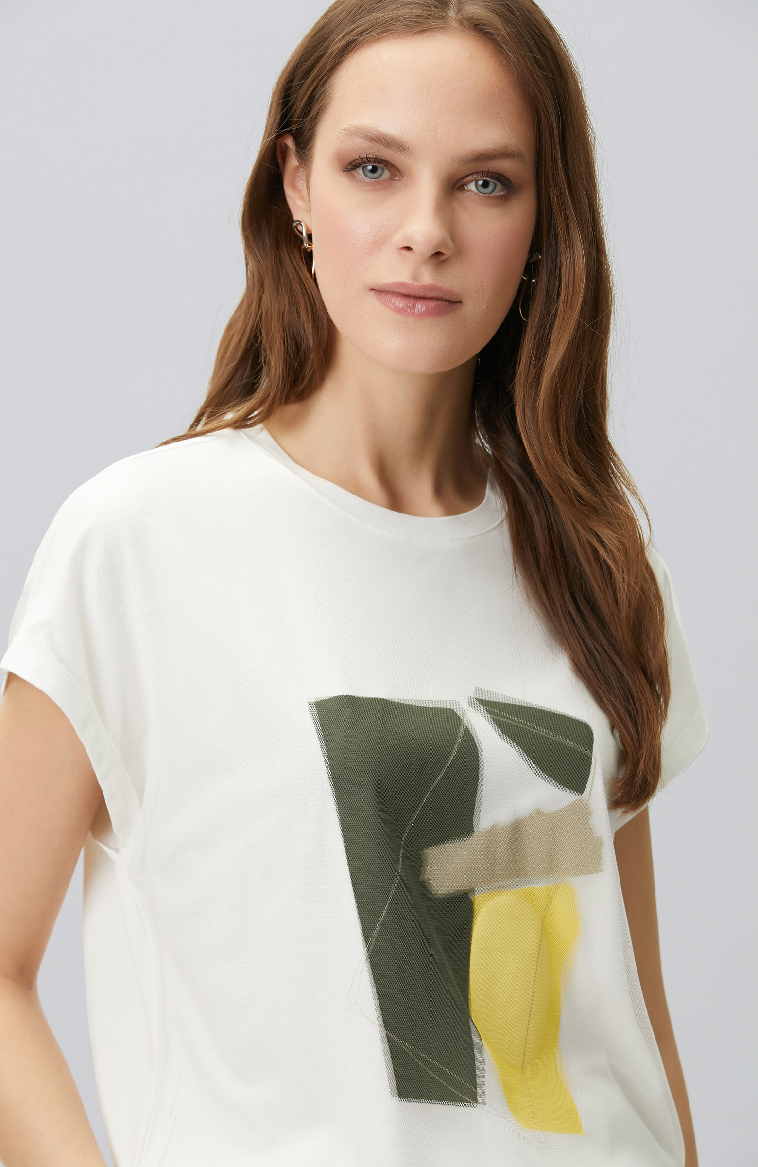 Off White Tulle Garnish Printed T-shirt