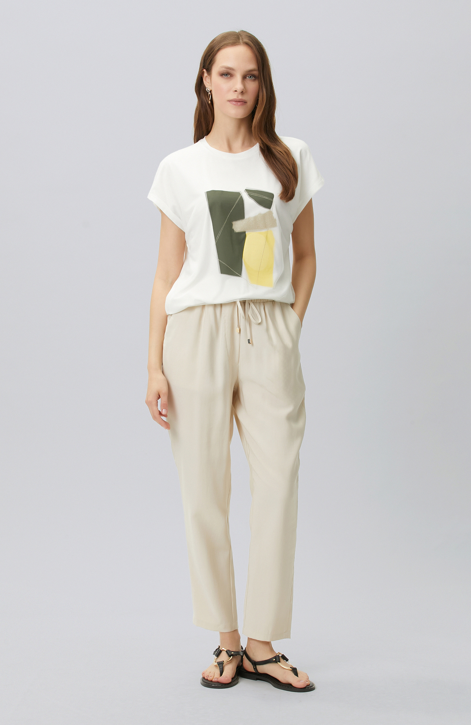 Off White Tulle Garnish Printed T-shirt