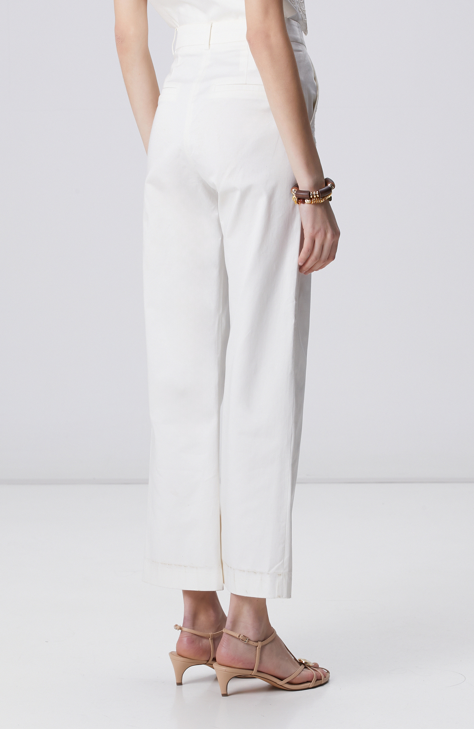 Limited Kırık Beyaz Nakışlı Pantolon