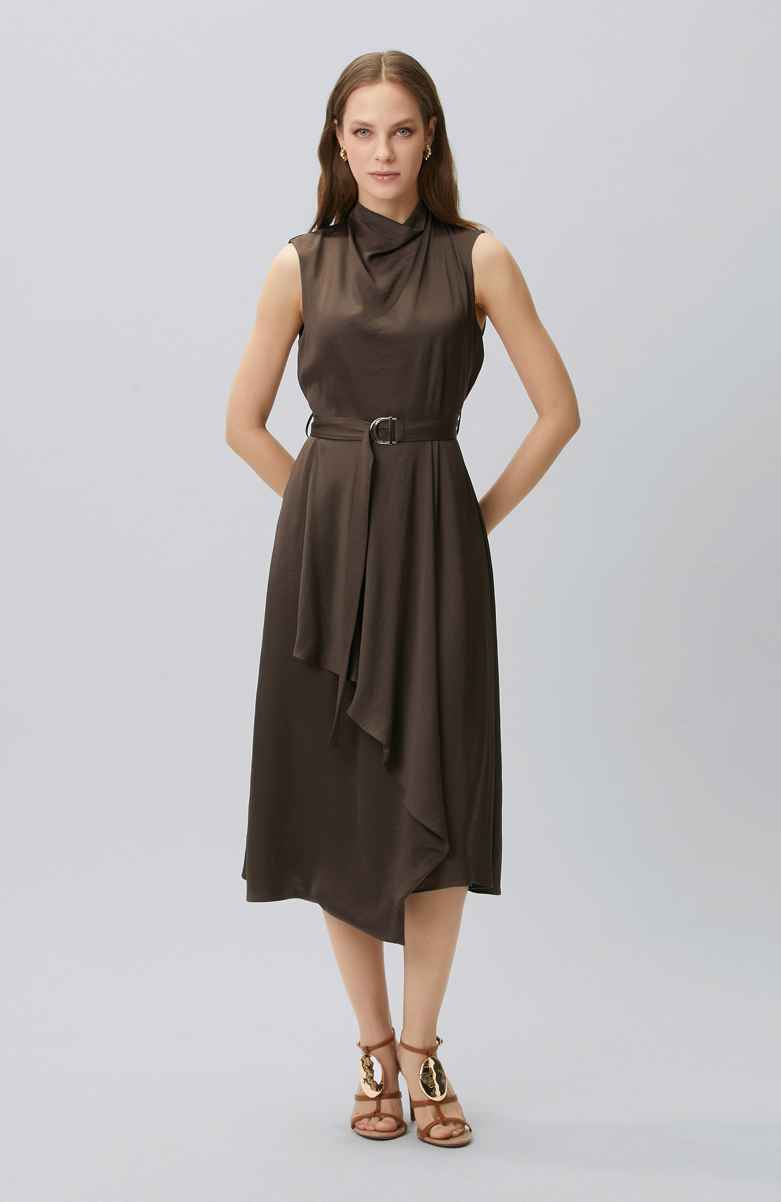 Bitter Brown Degaje Neck Dress