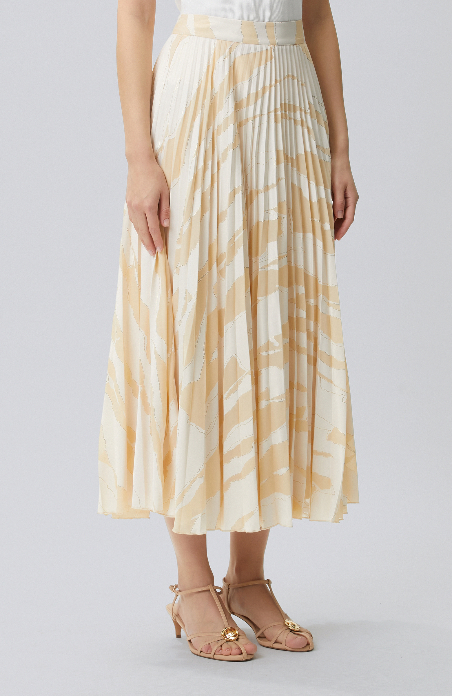 Bej Desenli Pileli Etek