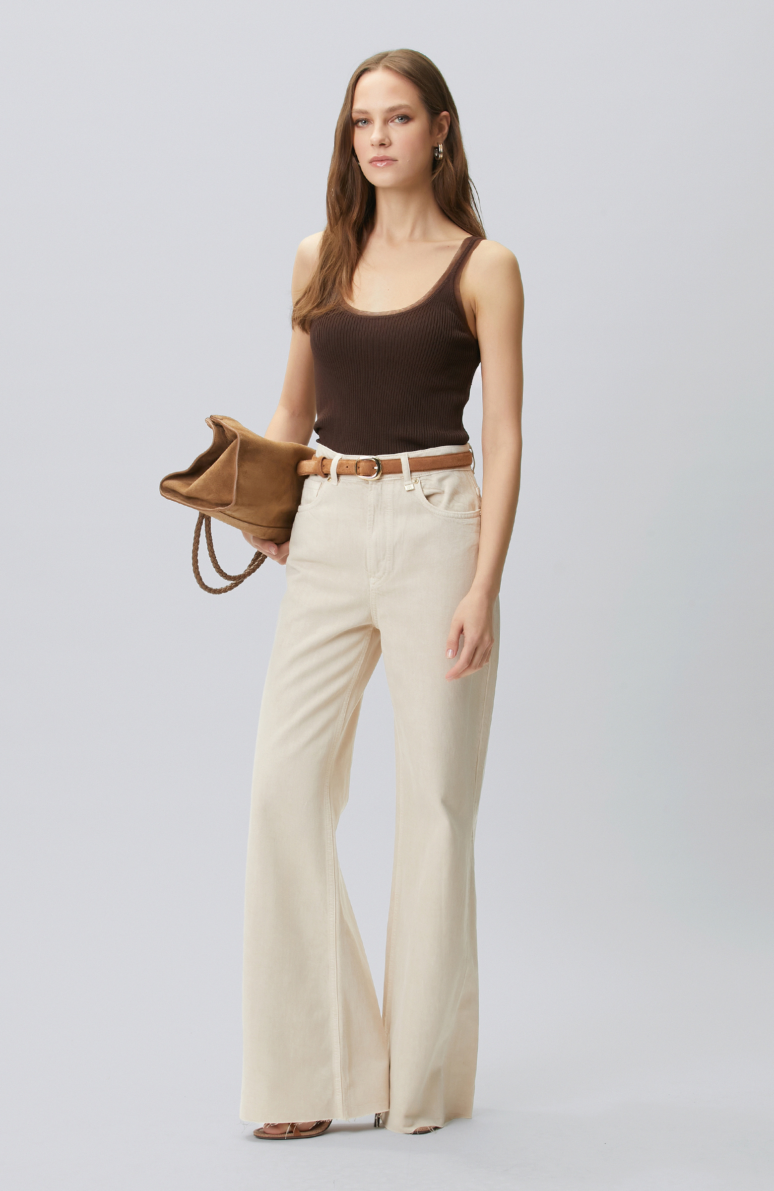 Kahverengi Tül Garni Detaylı Triko Atlet