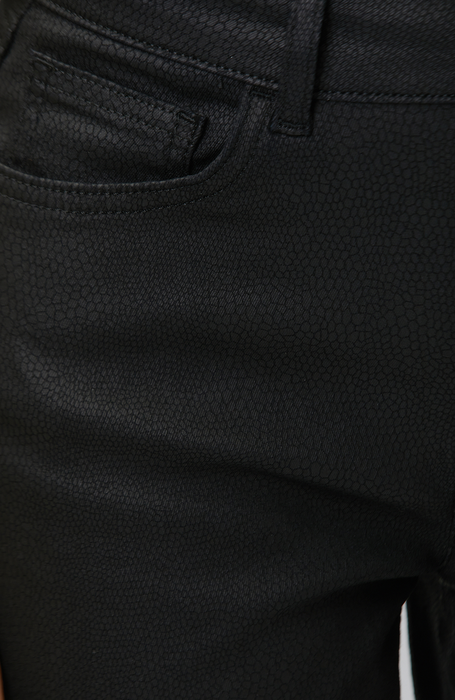 Siyah Kaplamalı Casual Pantolon