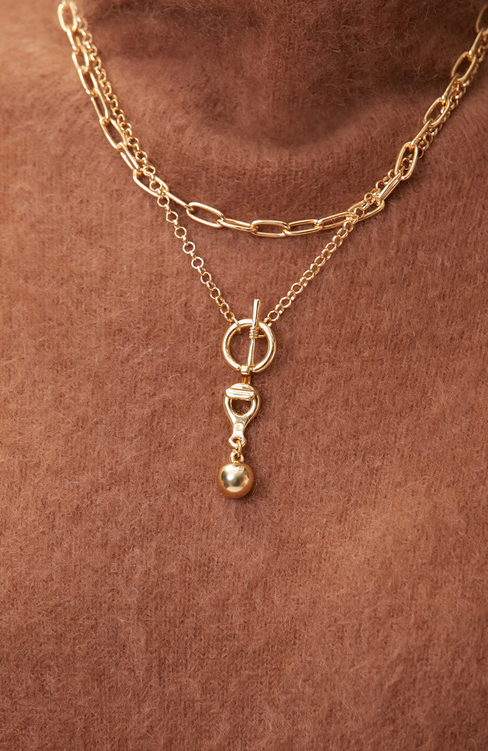 Gold Pendant Detaylı Kadın Çoklu Kolye