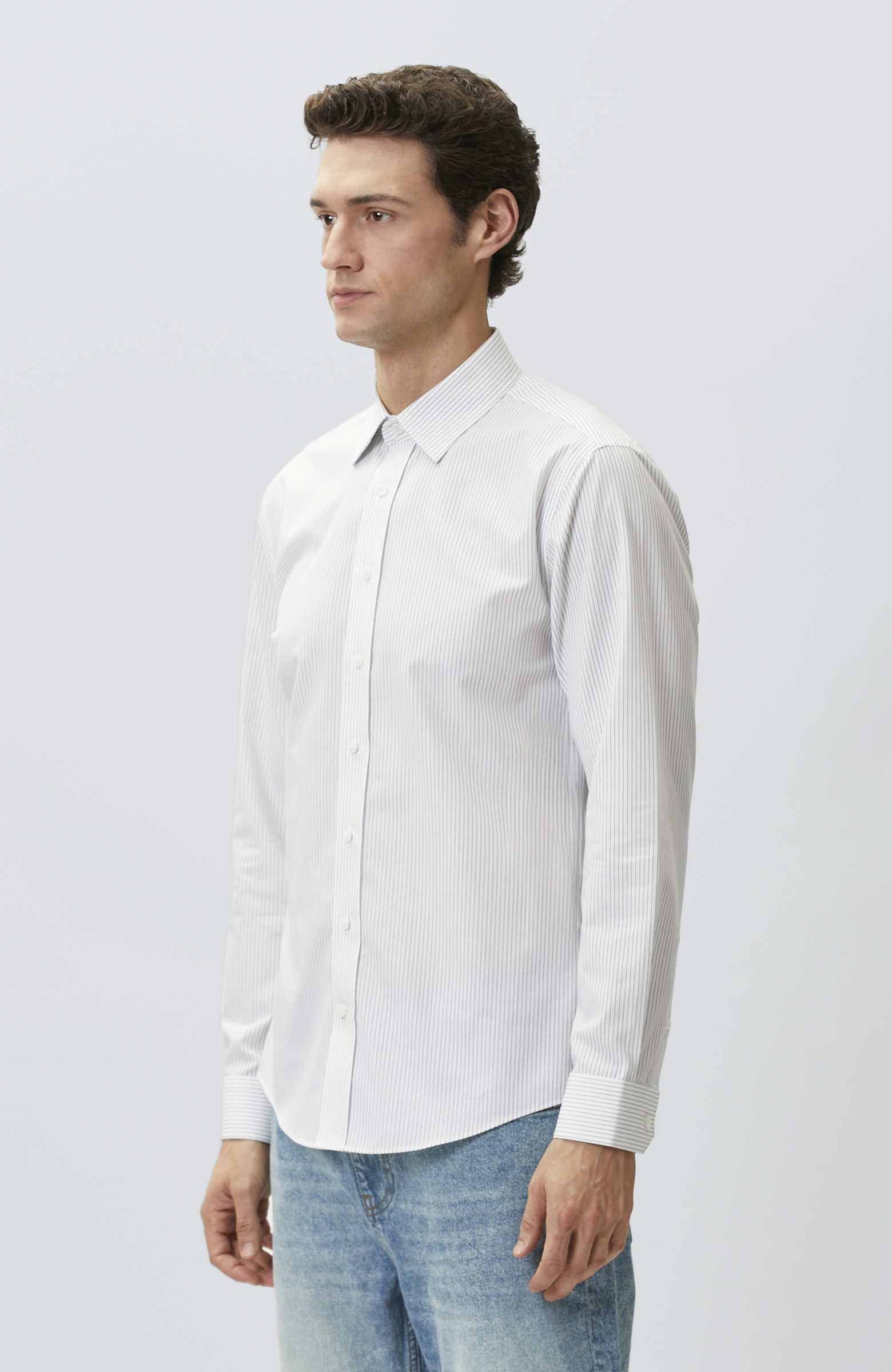 Slim Fit Beyaz Non-iron Çizgi Desenli Gömlek