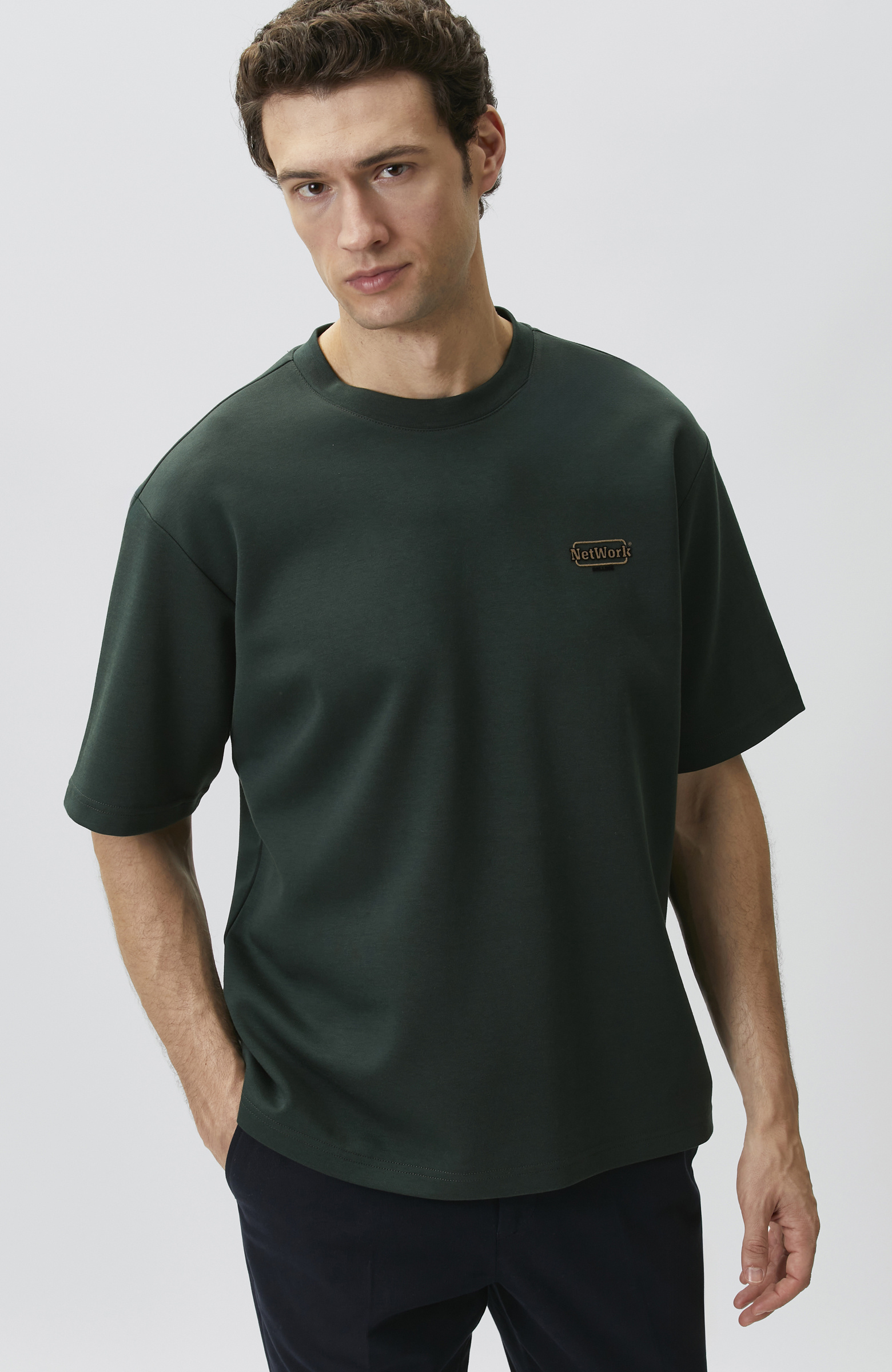 Yeşil Nakış Detaylı T-shirt