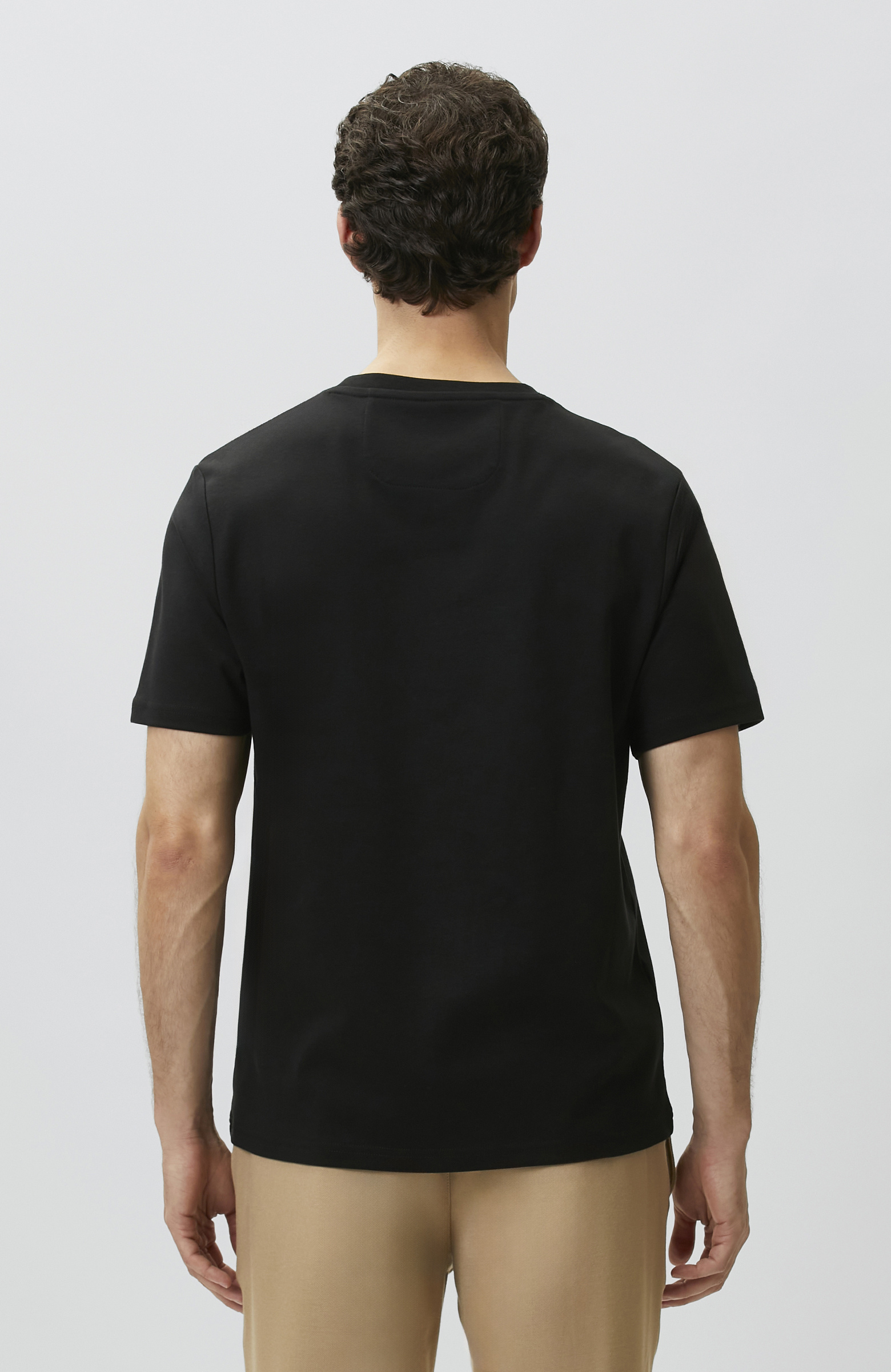 Siyah Satranç Baskılı T-shirt