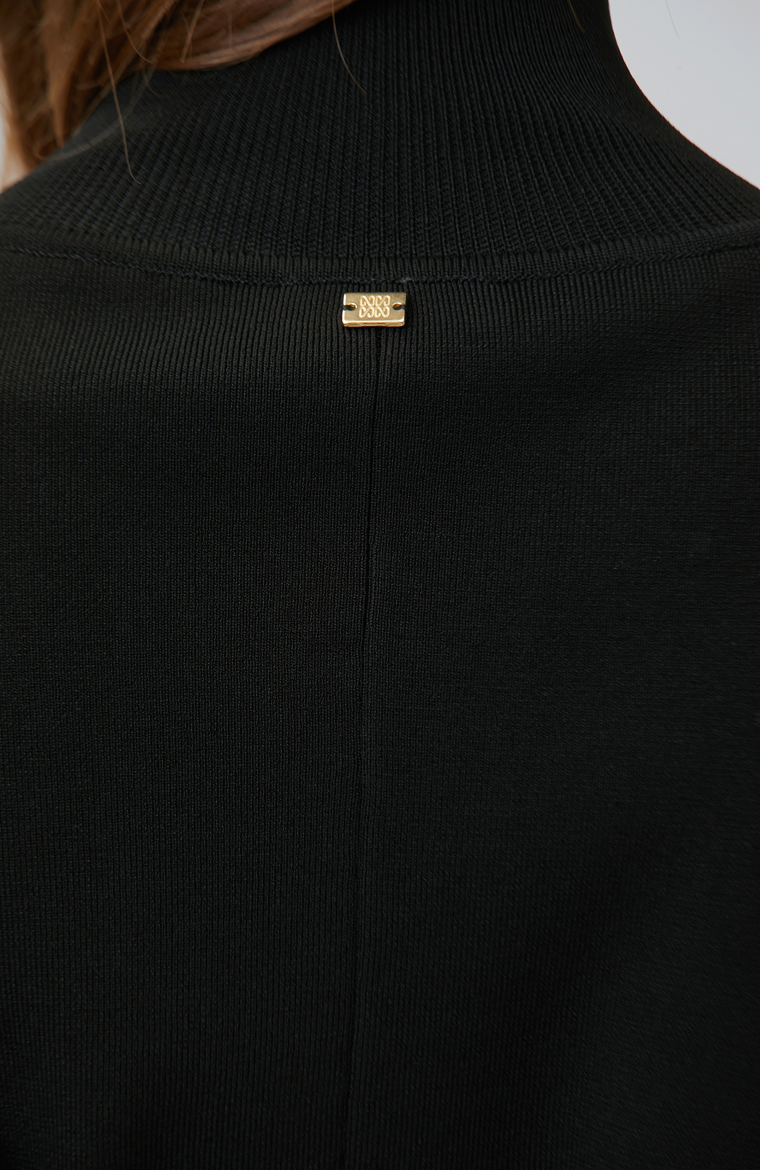 Black Loose Form Basic Knit Sweater