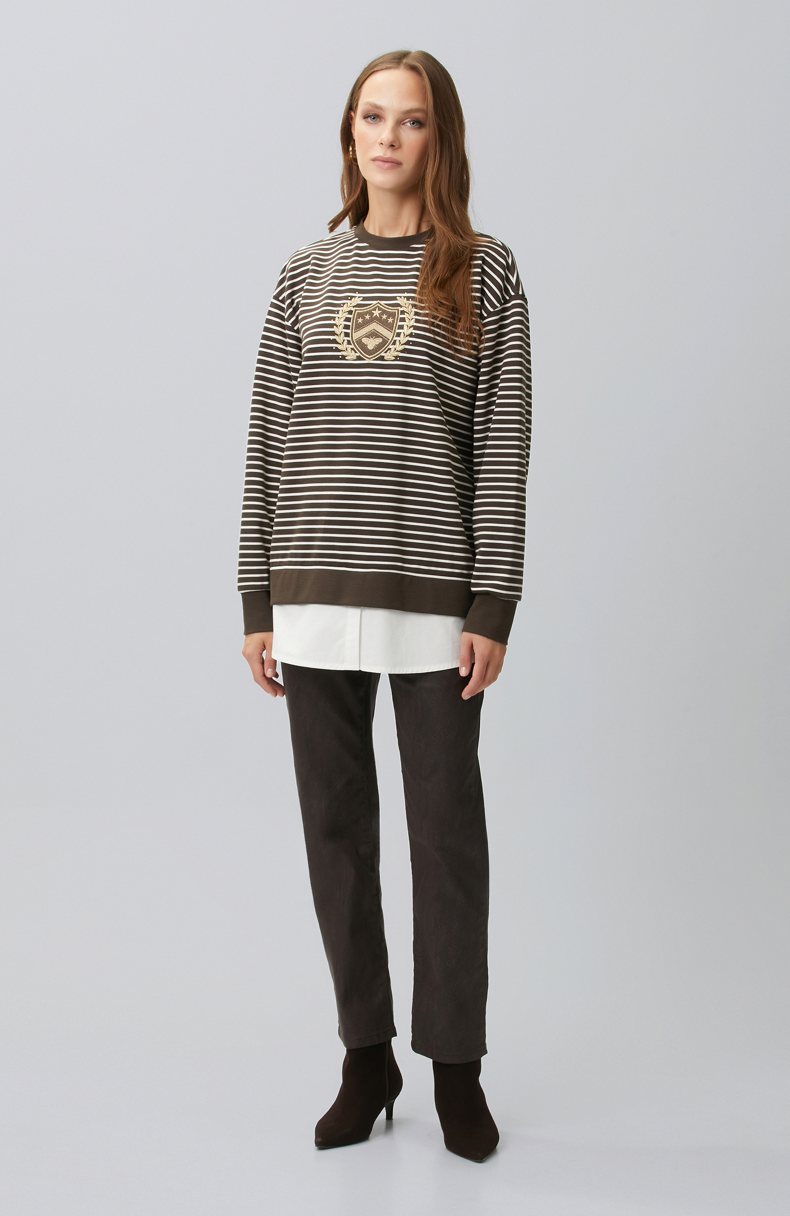 Bitter Brown Ecru Woven Garnish Sweatshirt