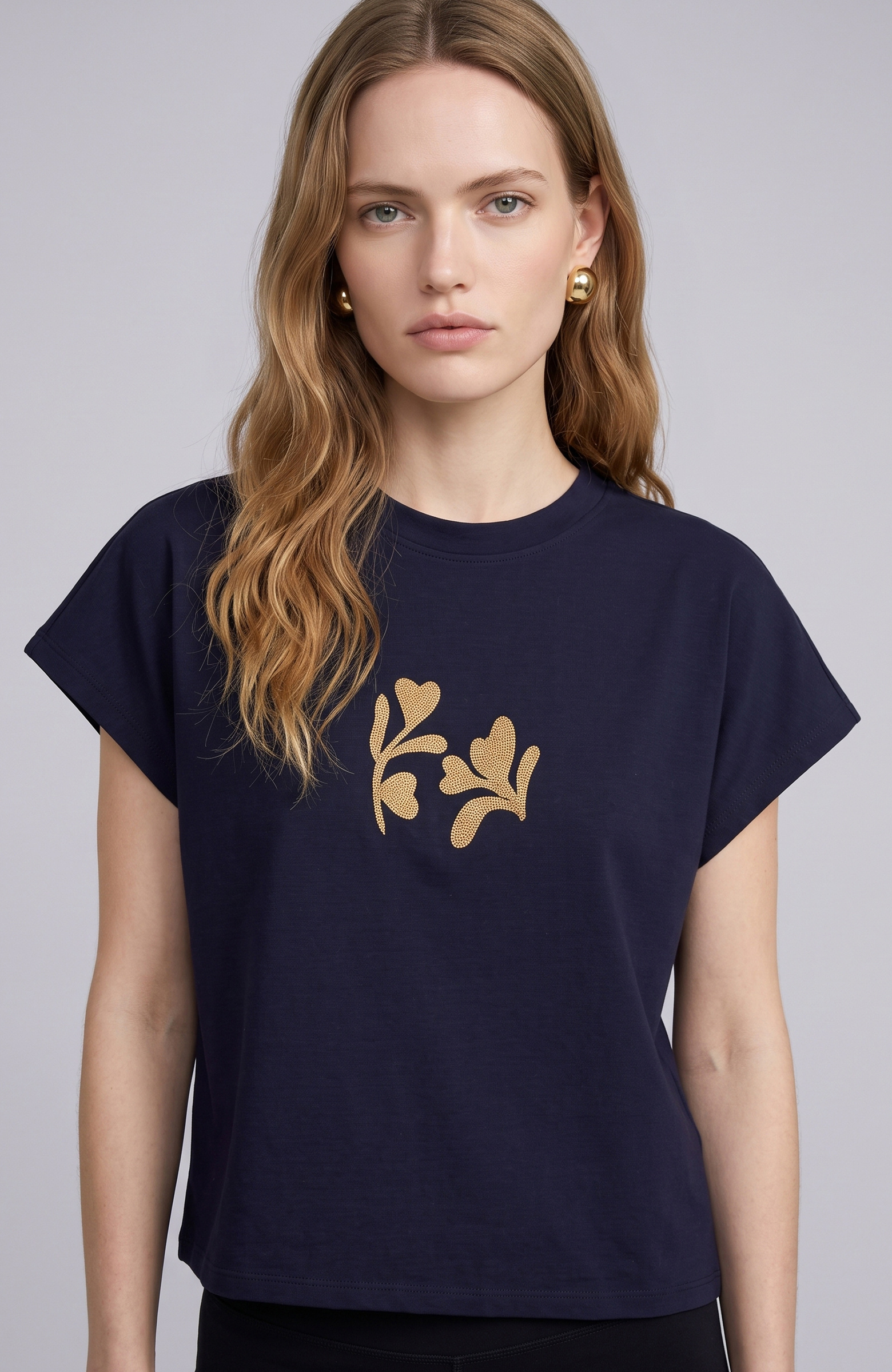 Lacivert Çiçek Taş İşlemeli T-shirt