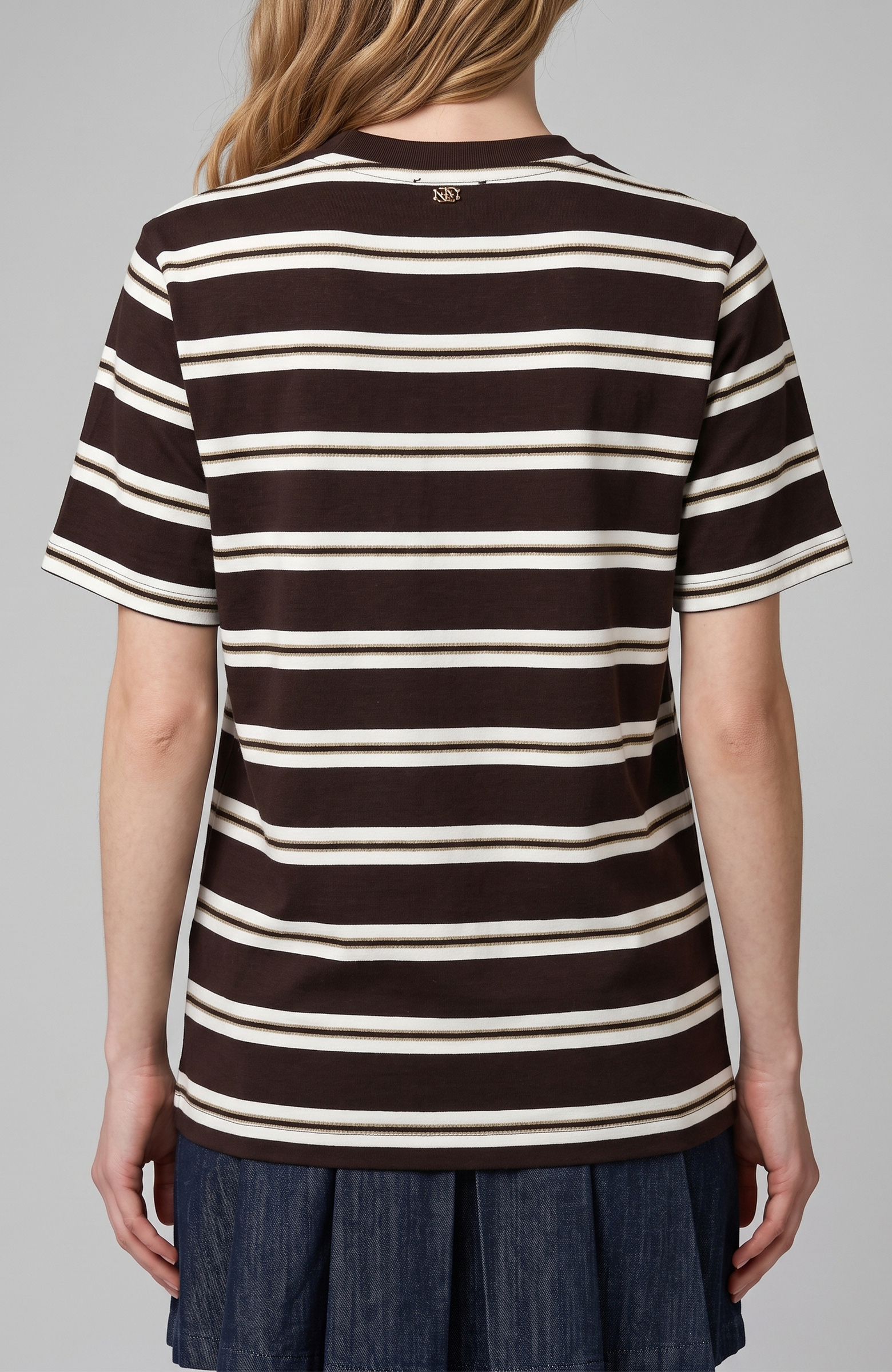 Acı Kahve Kırık Beyaz Çizgili T-shirt
