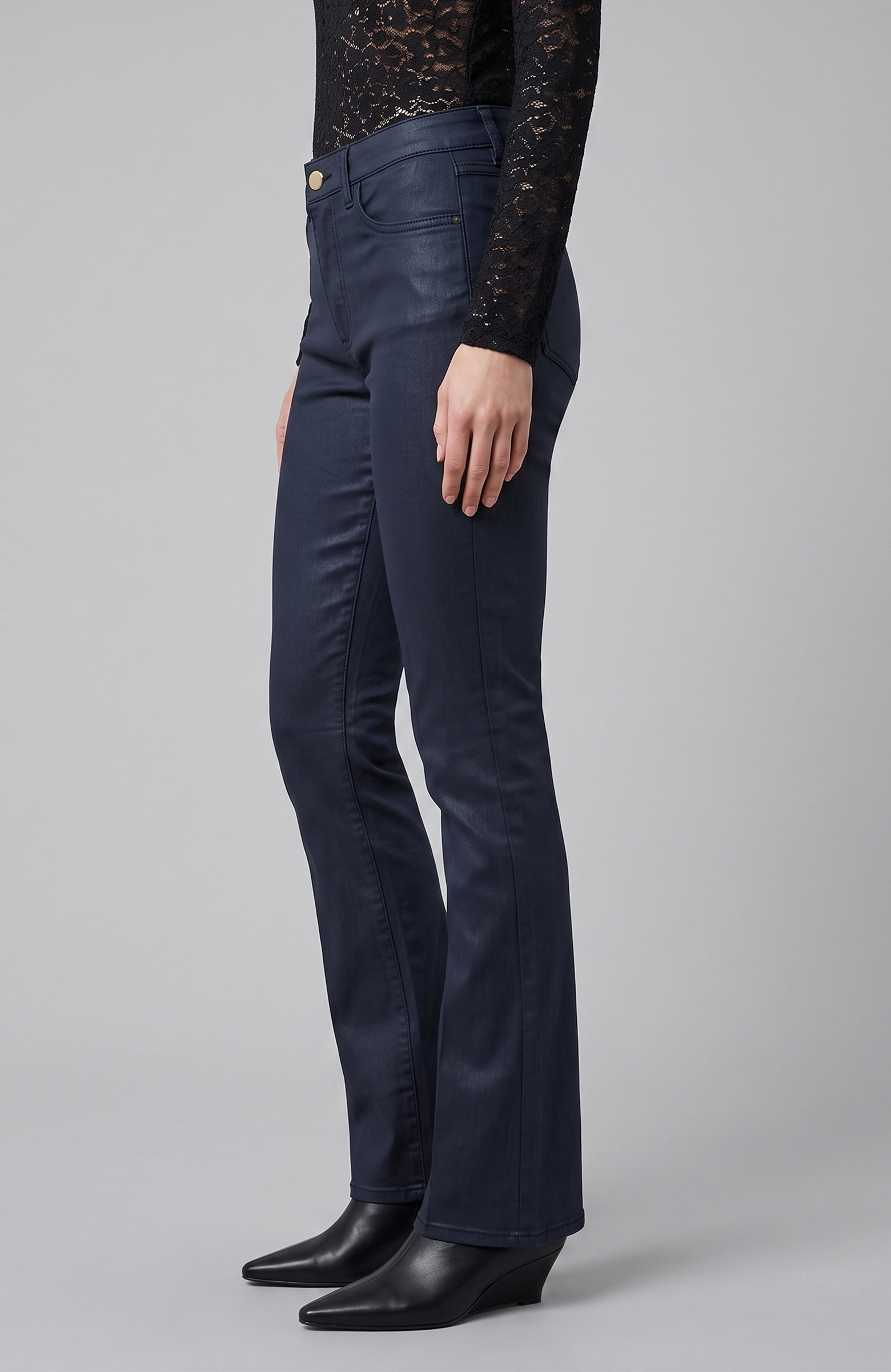 Koyu Lacivert Kaplamalı Flare Kalıp Denim Pantolon