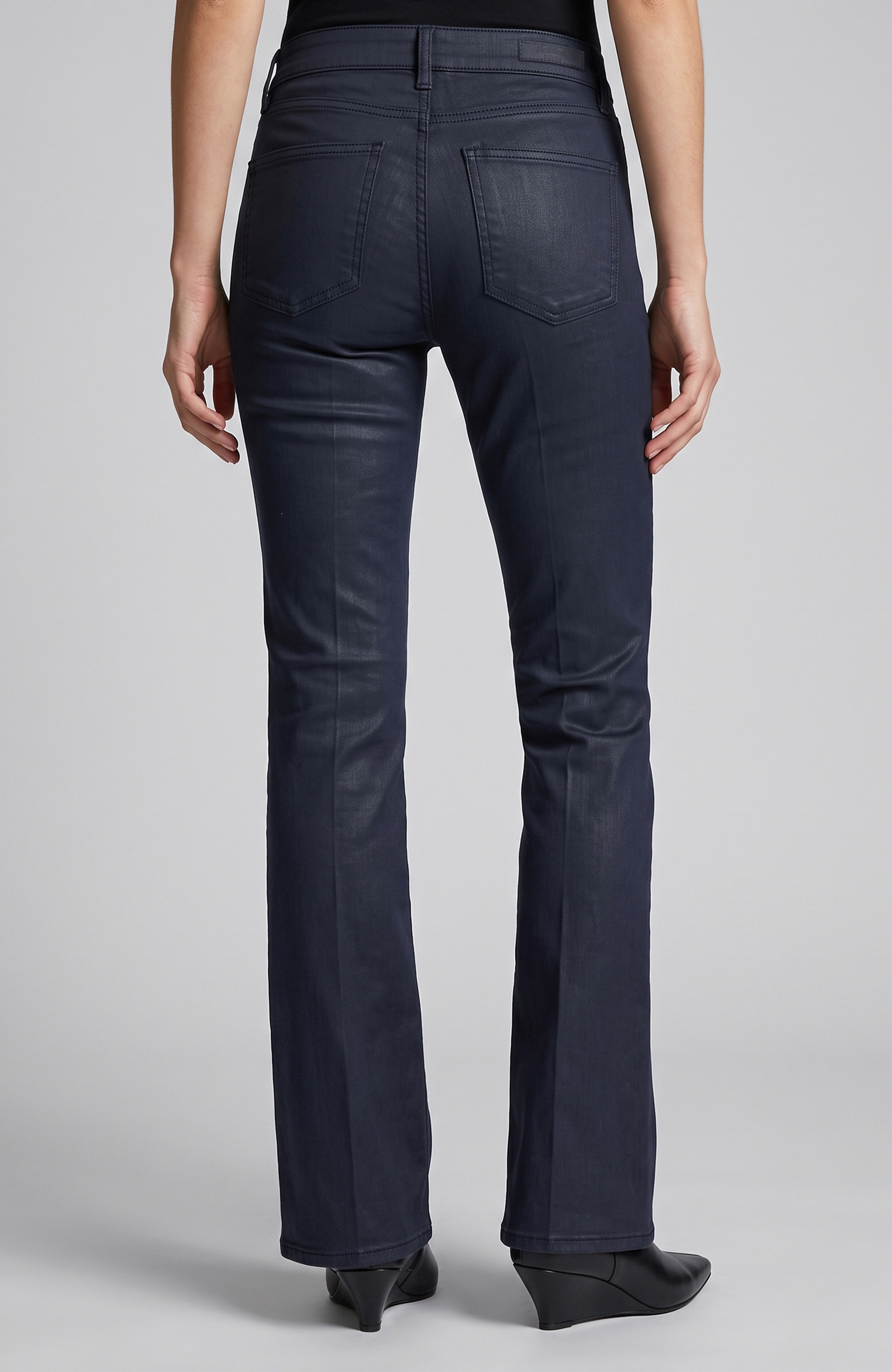 Koyu Lacivert Kaplamalı Flare Kalıp Denim Pantolon
