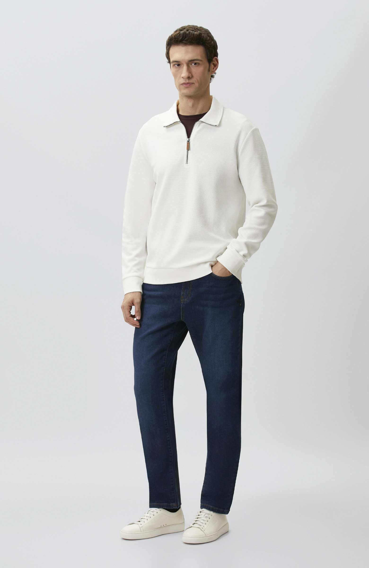 Kırık Beyaz Polo Yaka Fermuarlı Sweatshirt