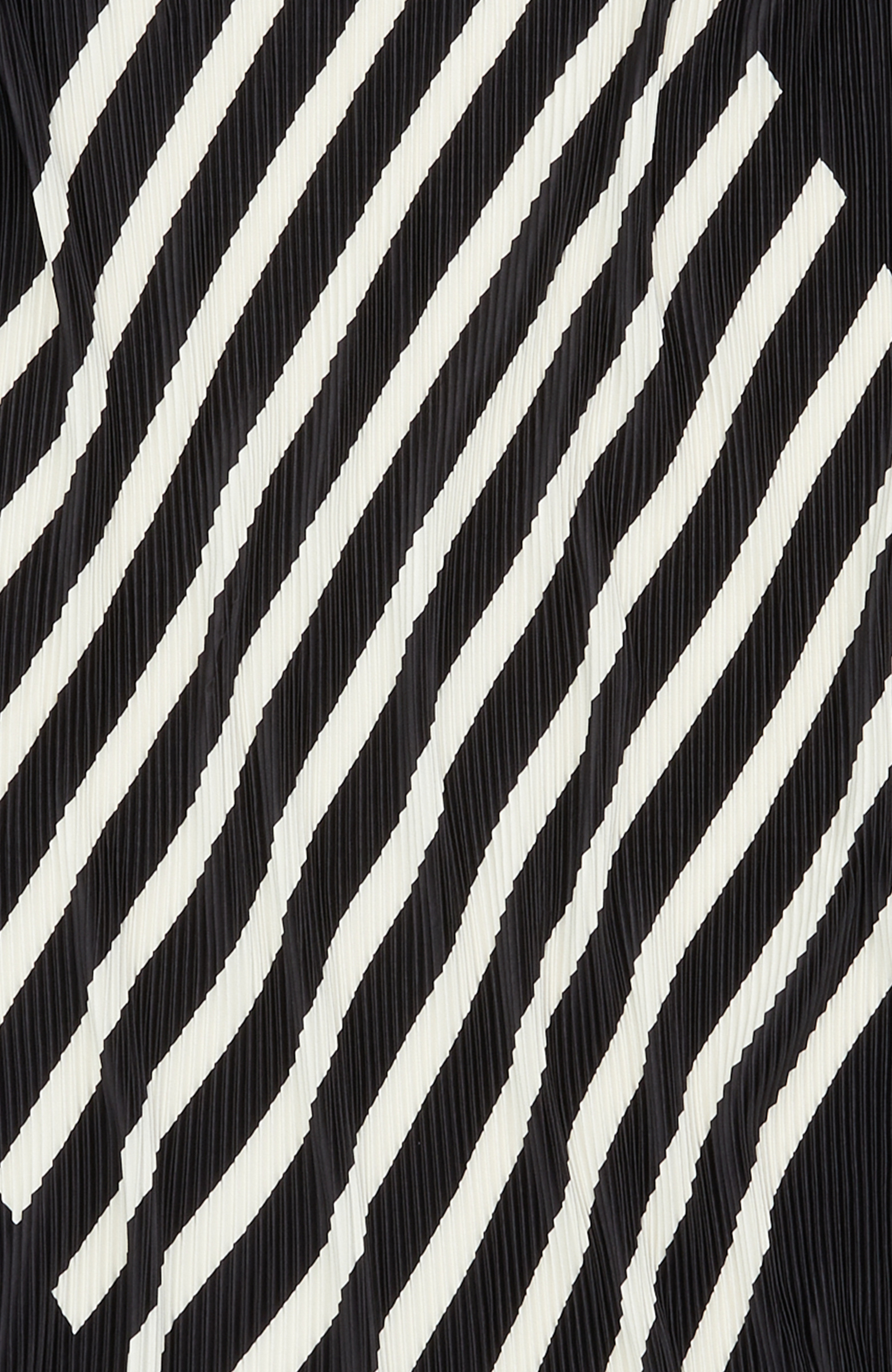 Black and White Pleated Patterned Women's Scarf