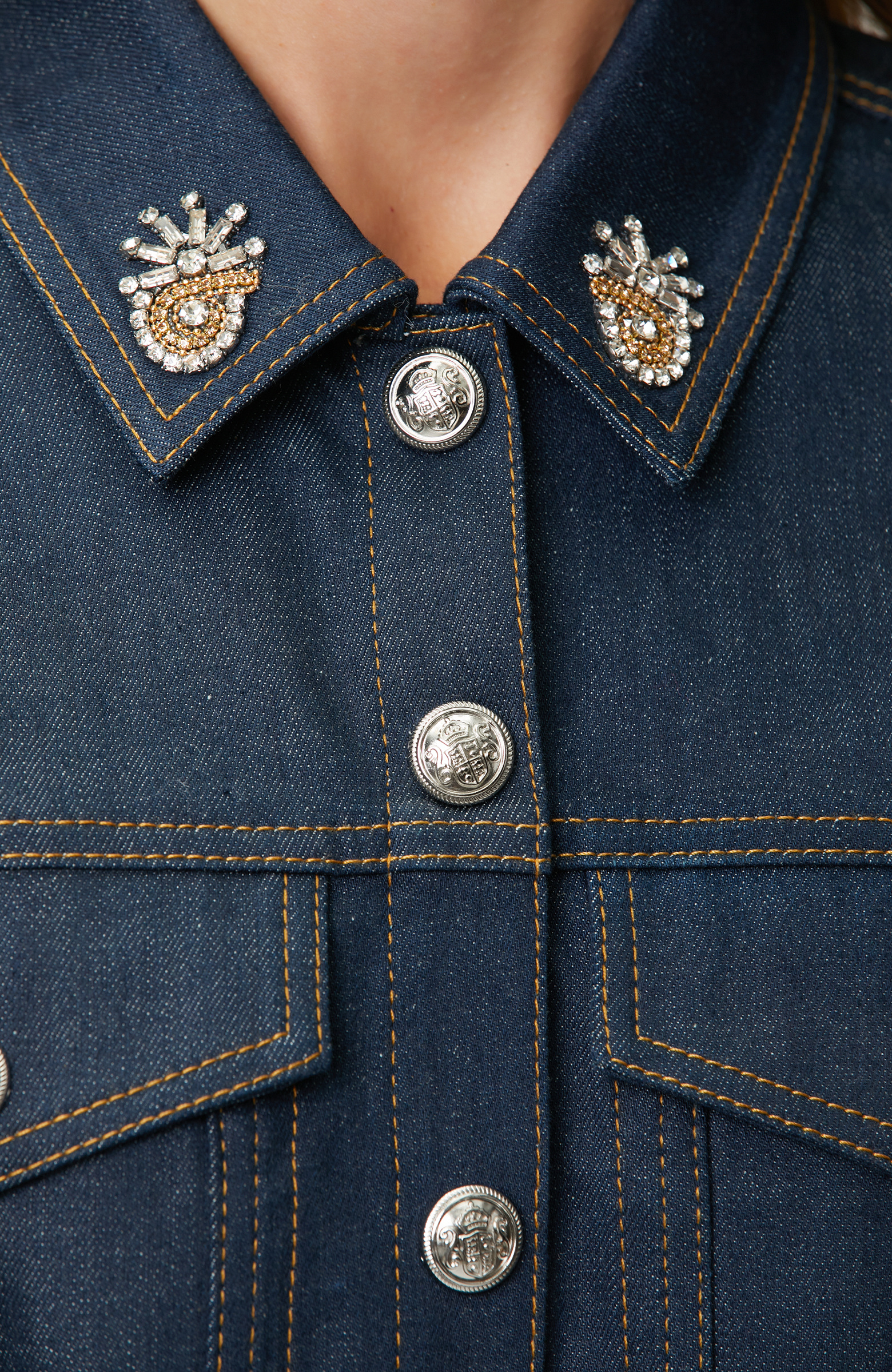 Koyu Indigo Mavi Yaka Aksesuarlı Denim Mont