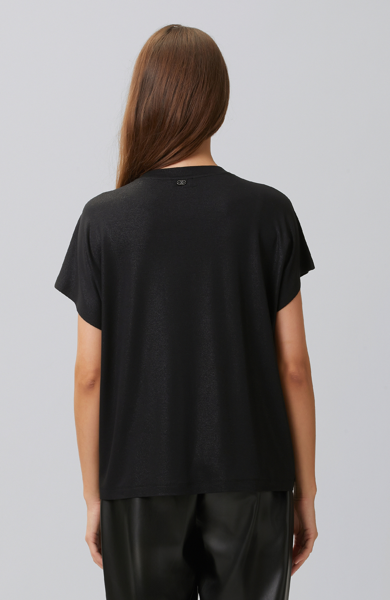 Siyah Varak Baskılı Kısa Kol T-shirt