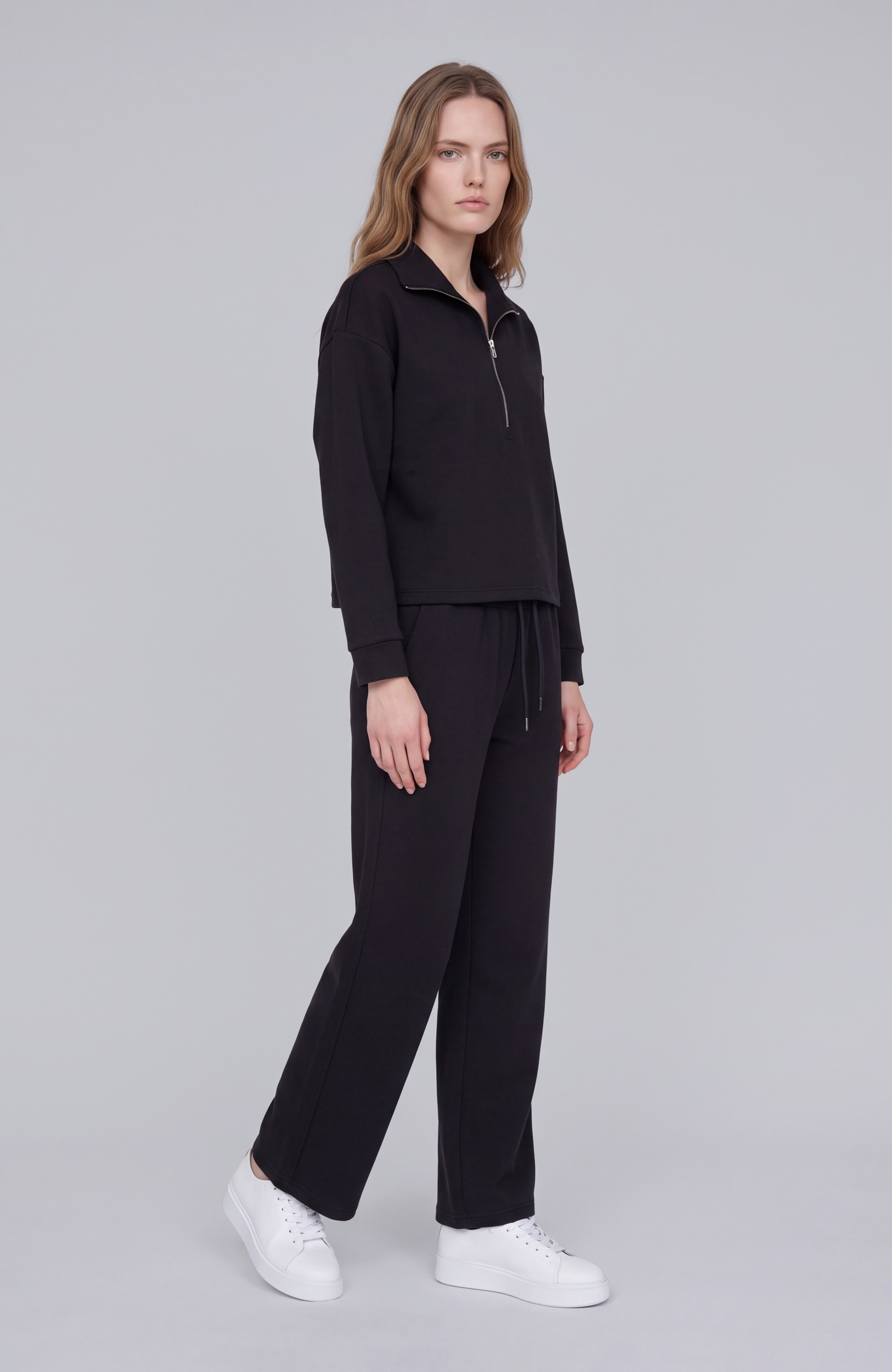 Siyah Fermuar Detaylı Sweatshirt
