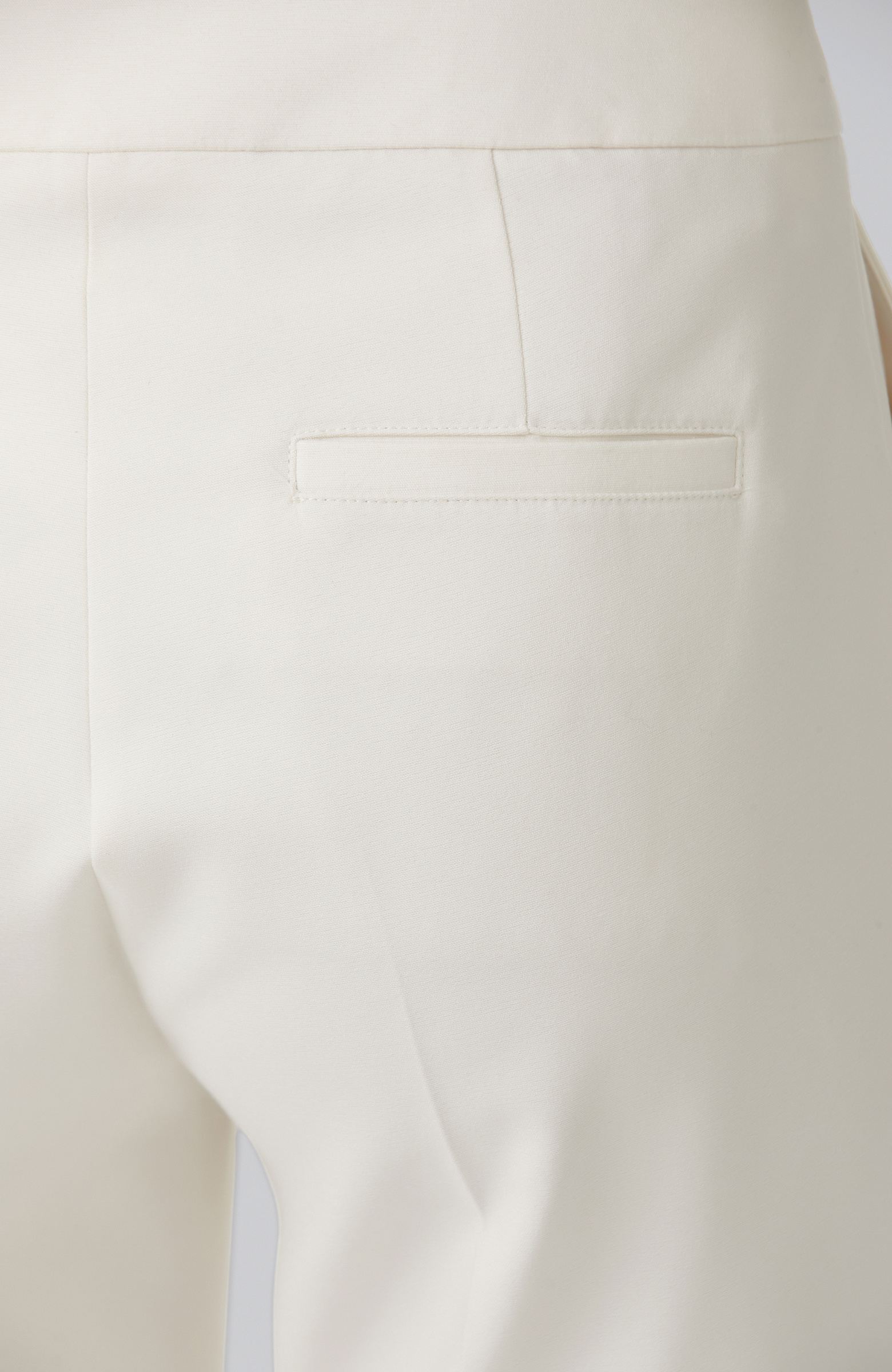 Kırık Beyaz Dar Paça Aksesuarlı Skinny Pantolon