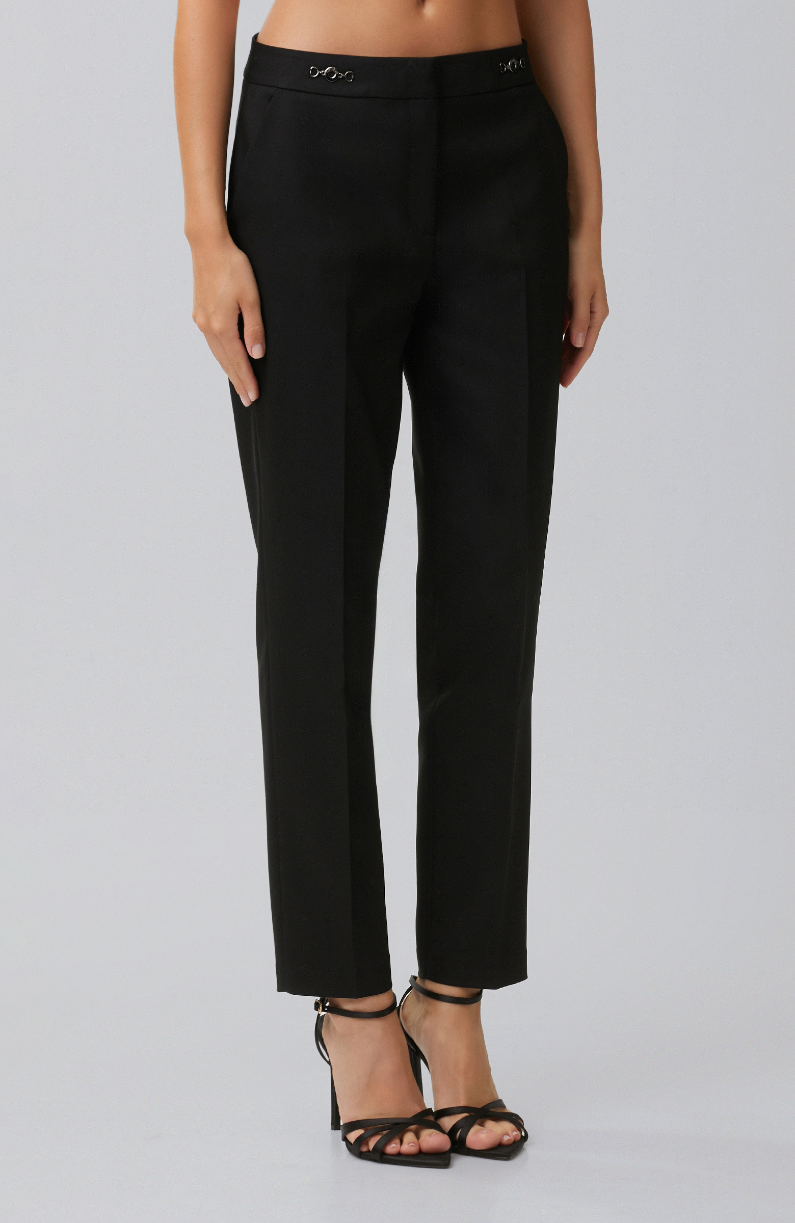 Siyah Dar Paça Aksesuarlı Skinny Pantolon